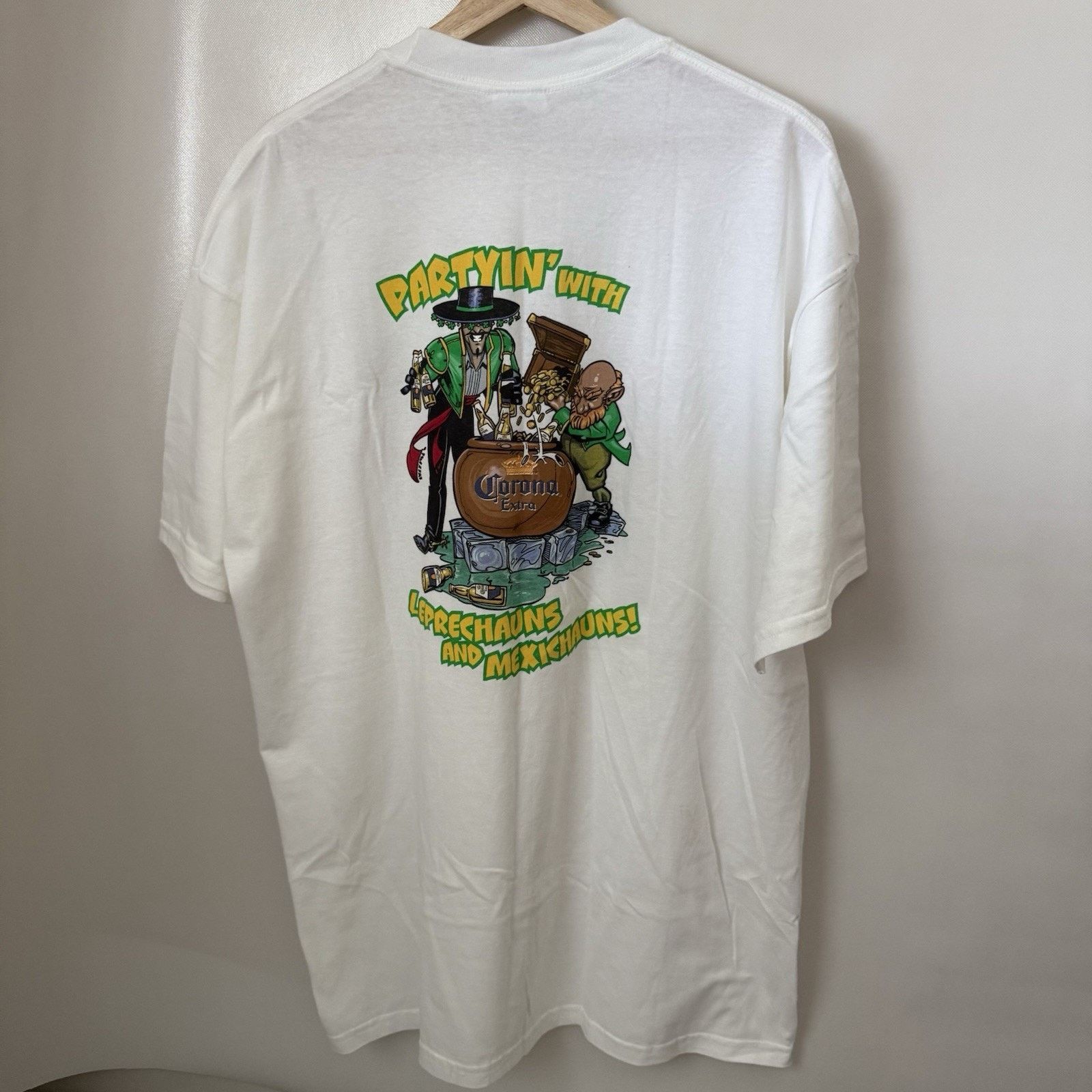Jerzees Corona Extra T-Shirt Partying Leprechauns Mexicauns Beer Size US XL / EU 56 / 4 - 3 Thumbnail