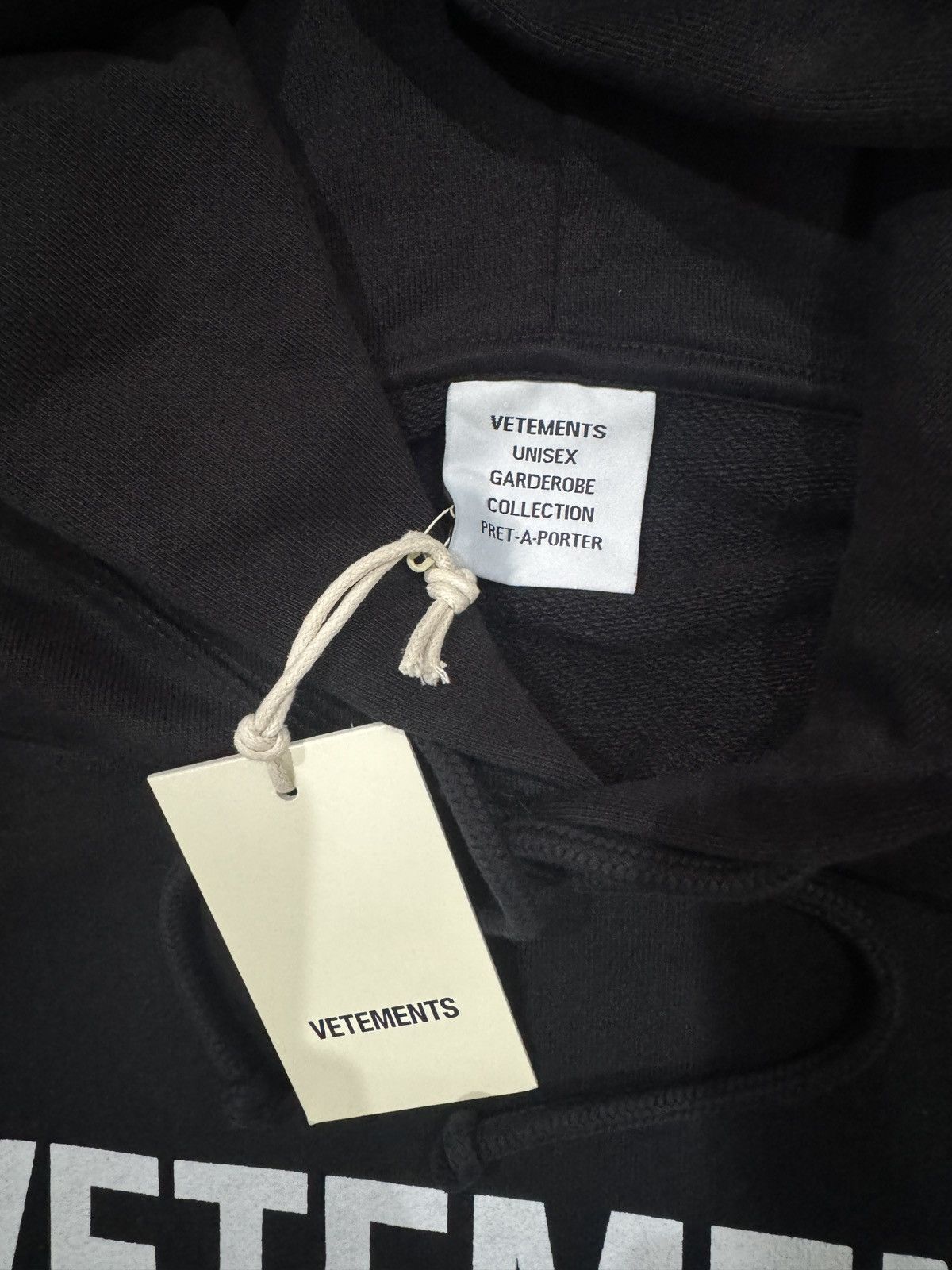 Vetements Vetements Flag Logo Hoodie (Black) Size US M / EU 48-50 / 2 - 6 Thumbnail