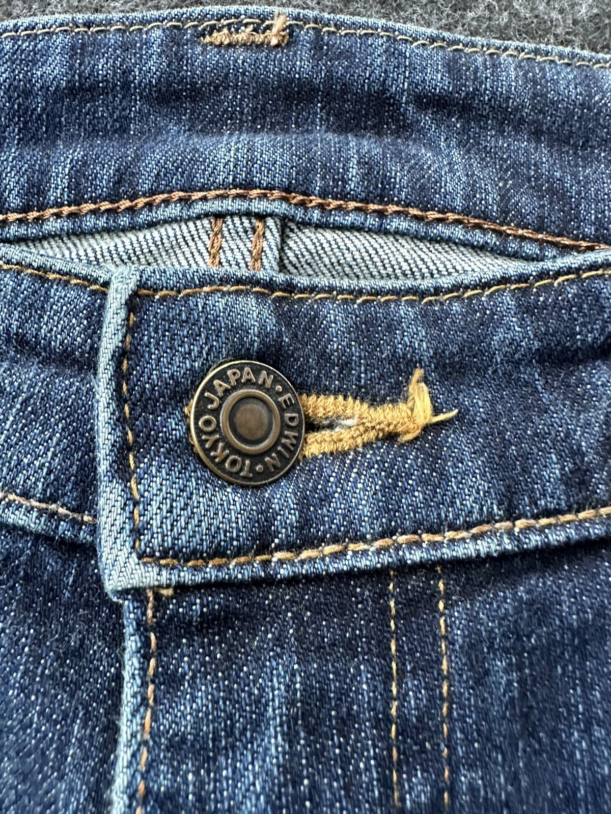 Beauty Beast × Edwin × Japanese Brand Vintage Edwin 503 Japan Distressed Denim D403 Size US 34 / EU 50 - 12 Thumbnail