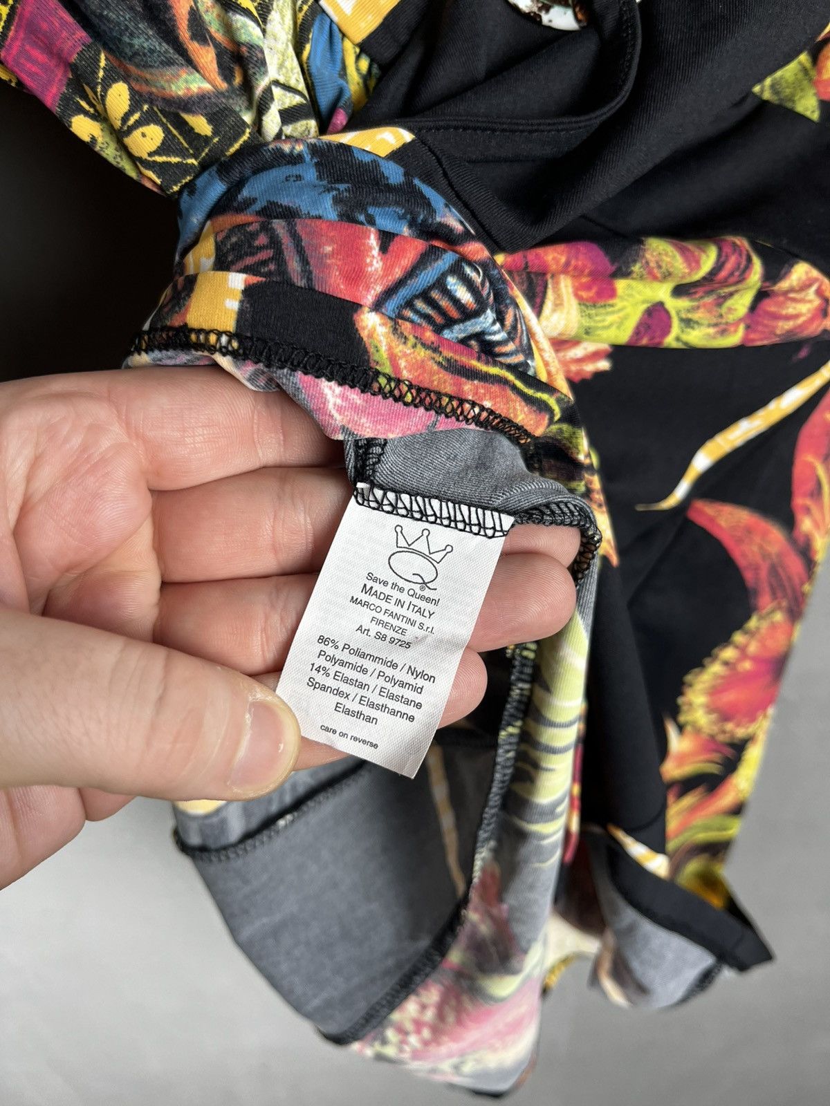 Other Save the queen long sleeve Size XL / US 12-14 / IT 48-50 - 10 Thumbnail