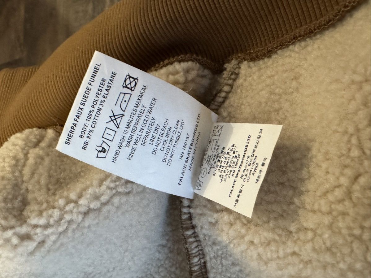スケートボード Palace Sherpa Faux Suede Funnel SHERPA FAUX SUEDE FUNNEL | PALACE SKATEBOARDS
