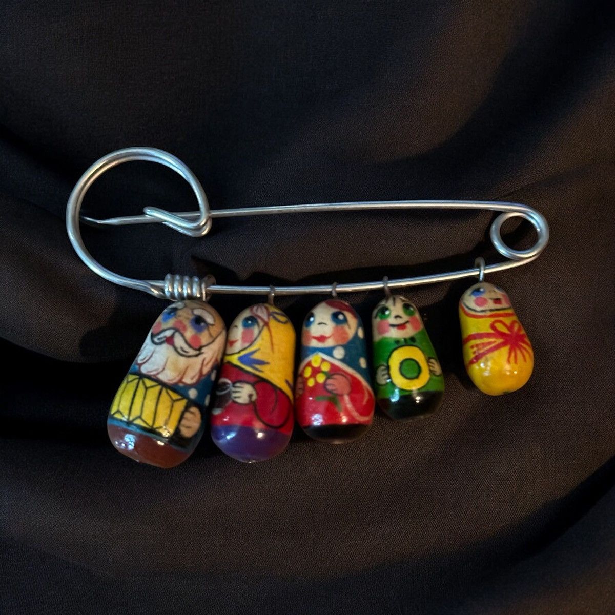 Vintage Vintage hand painted Russian nesting doll safety pin brooch Size ONE SIZE - 1 Thumbnail