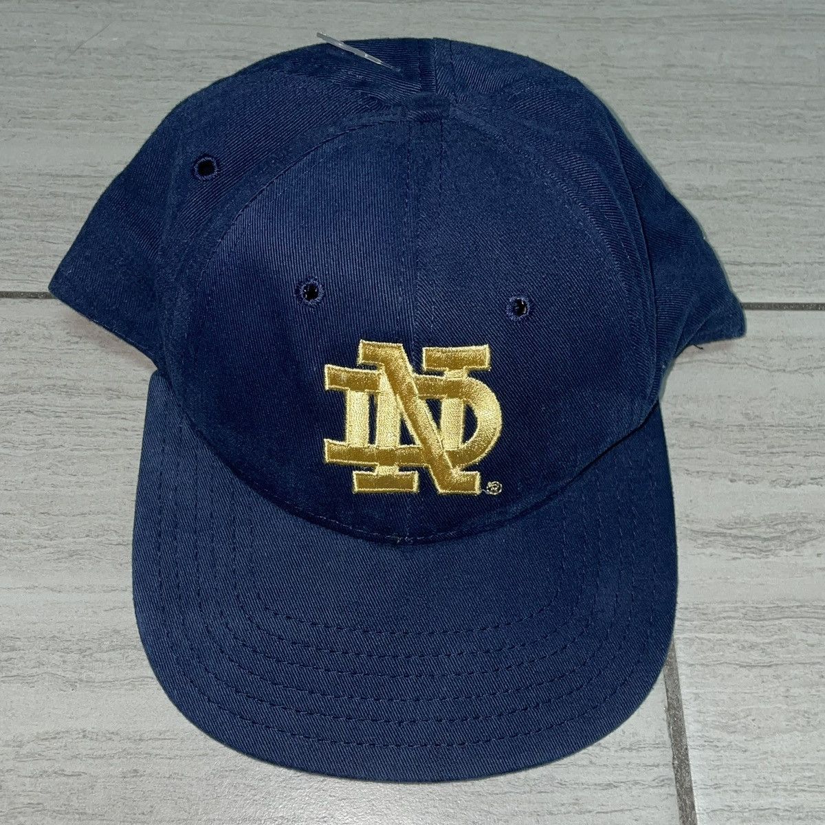 Vintage Notre Dame Vintage SnapBack Size ONE SIZE - 1 Thumbnail
