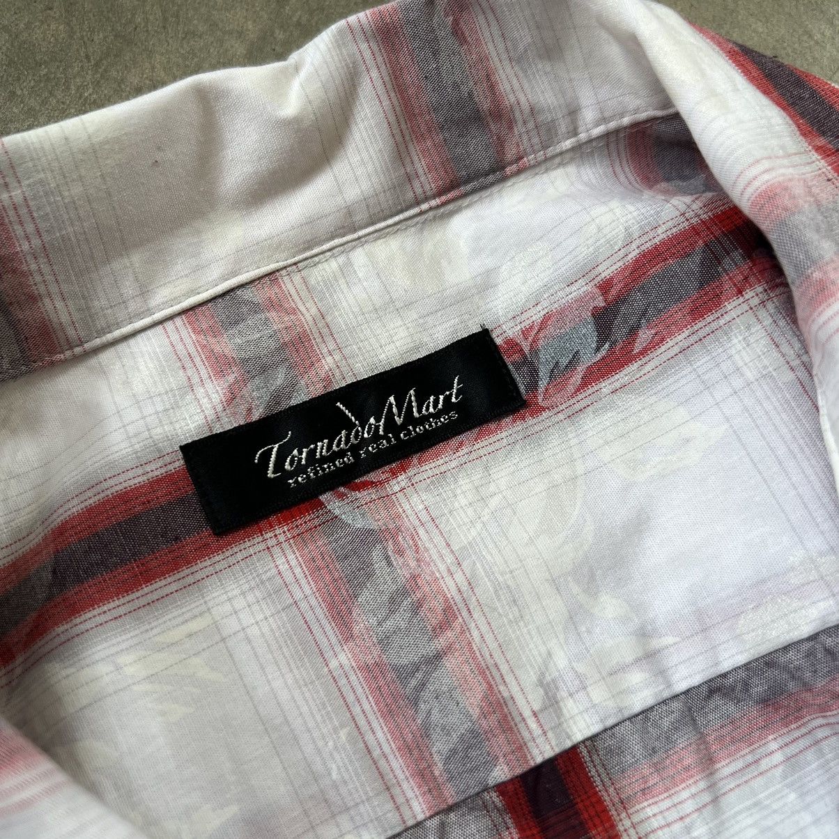 Tornado Mart 2000s Tornado Mart Plaid Floral Open Collar Shirt Size US L / EU 52-54 / 3 - 3 Thumbnail