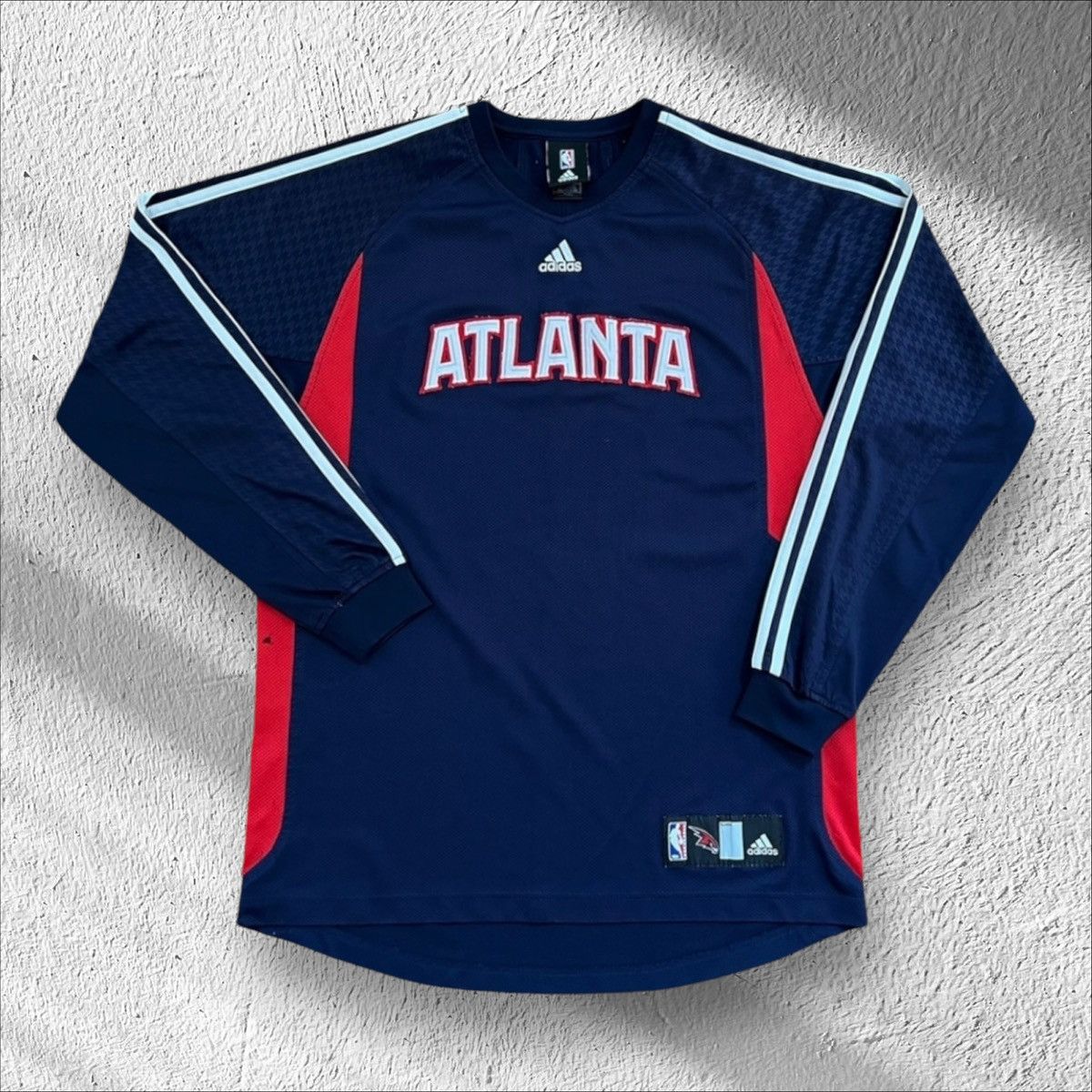 Adidas × Vintage Vintage Y2K Atlanta Hawks Adidas Pullover Sweatshirt Size US M / EU 48-50 / 2 - 1 Thumbnail