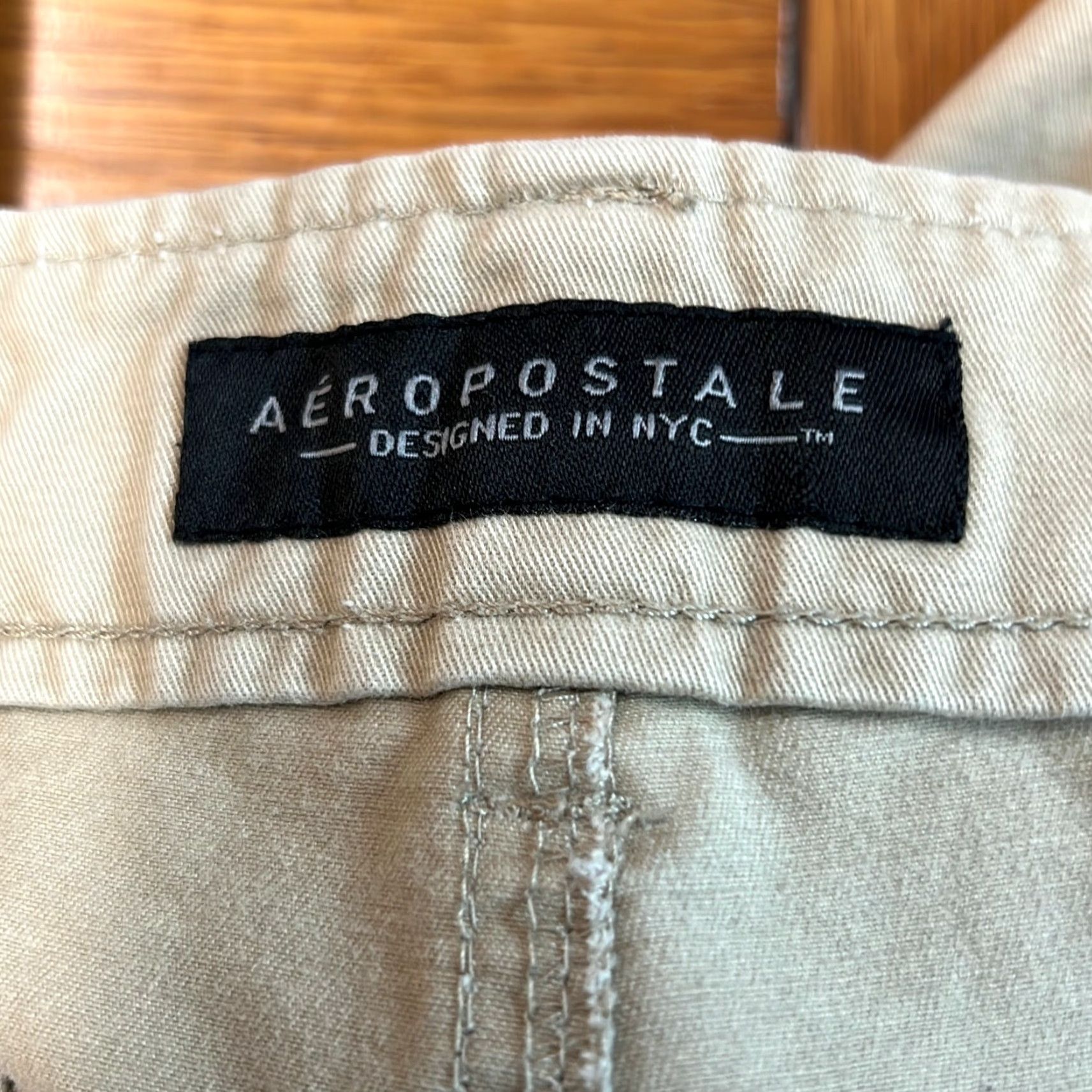 Vintage VINTAGE Aeropostale Mens Beige Cotton Flat Front Mid Rise Chino Shorts Size 36 Regular 8in Inseam Beige Mens Shorts Size US 38 / EU 54 - 3 Thumbnail