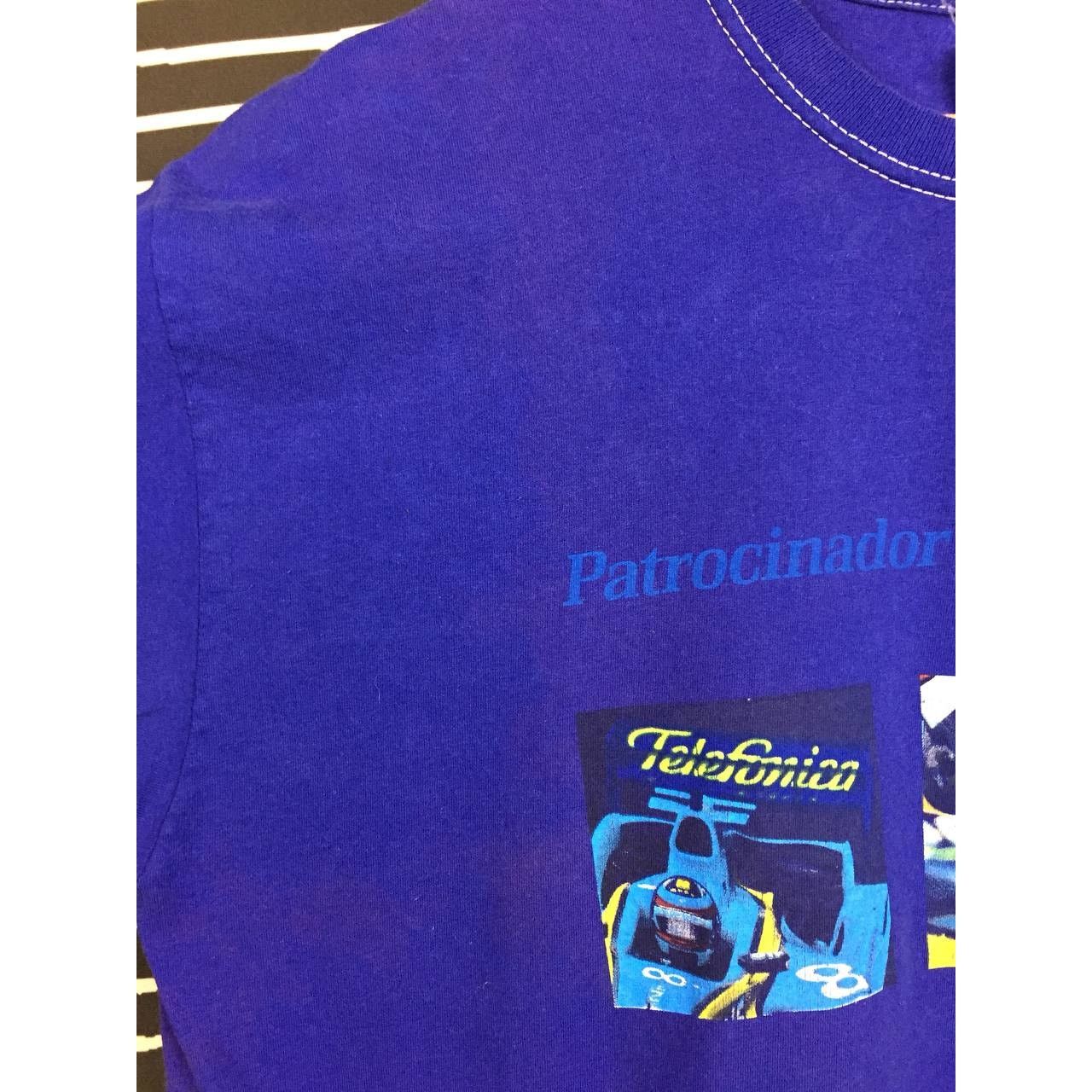 Formula 1 Vtg Patrocinador Renault Formula One Team Racing Tee Size US L / EU 52-54 / 3 - 4 Thumbnail