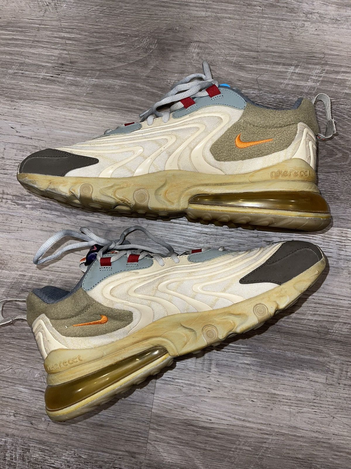 Nike × Travis Scott Travis Scott x Nike Air Max 270 React Cactus Trails Sz 10.5 Size US 10.5 / EU 43-44 - 2 Thumbnail