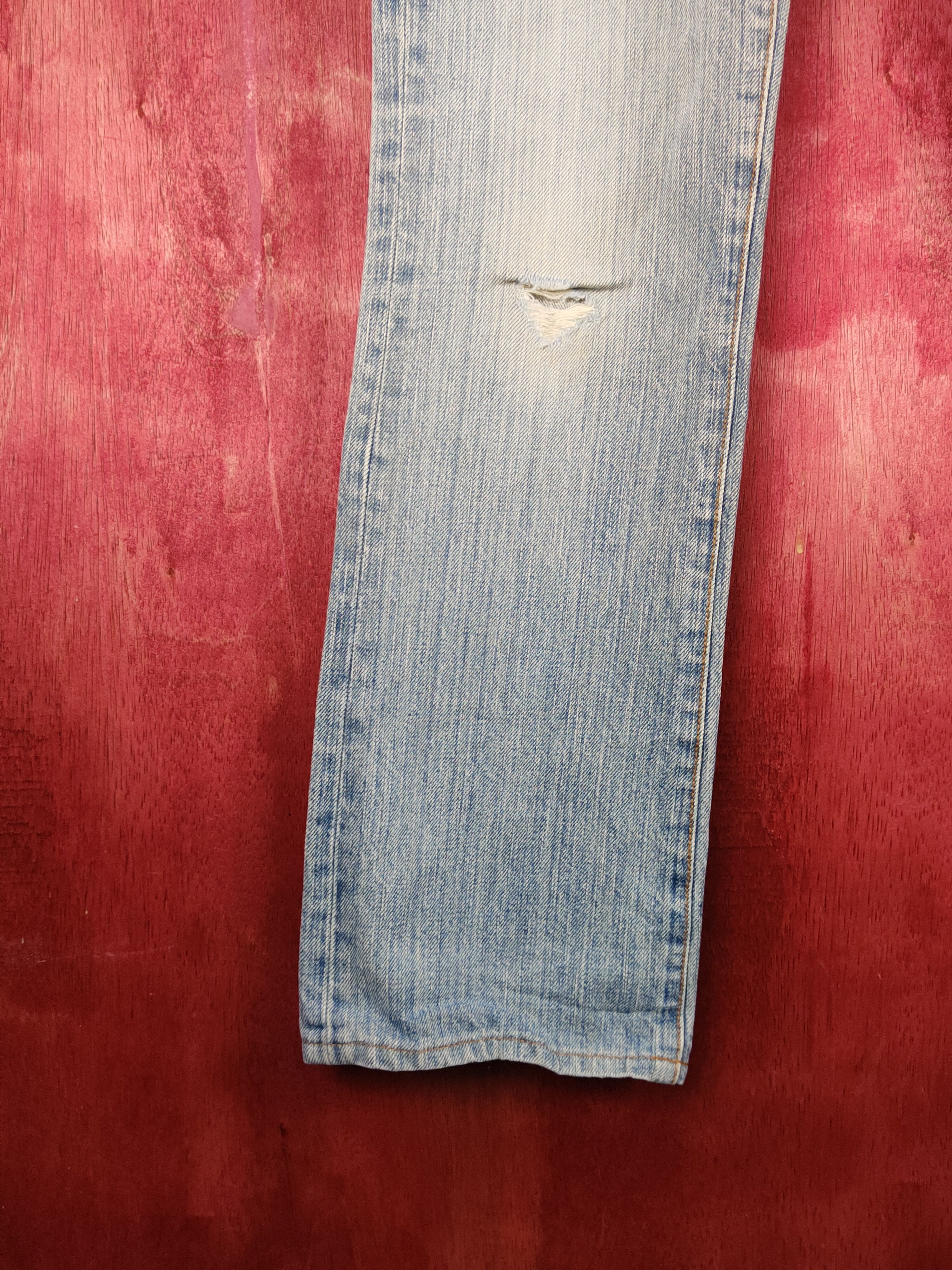 Japanese Brand Untitled Blue Distressed Multipocket Denim #S1586 Size 28" / US 6 / IT 42 - 4 Thumbnail