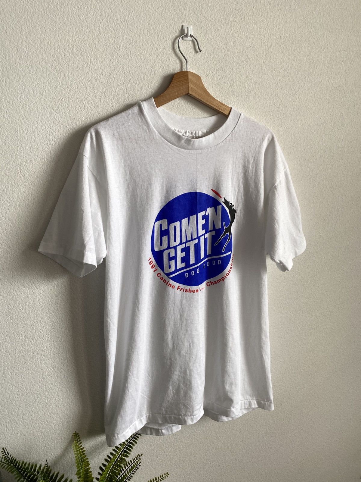 Vintage Vintage 90s Dog Frisbee Championship Single Stitch Tee Size US L / EU 52-54 / 3 - 3 Thumbnail