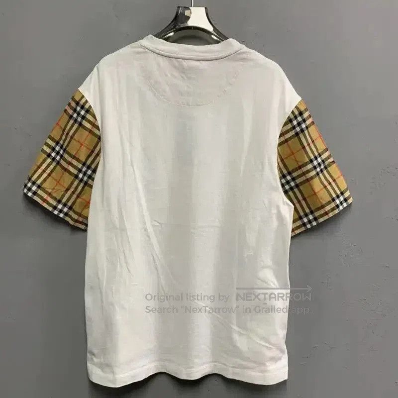 Burberry Burberry White Cotton T-Shirt with Classic Check Sleeves. Size M / US 6-8 / IT 42-44 - 2 Thumbnail