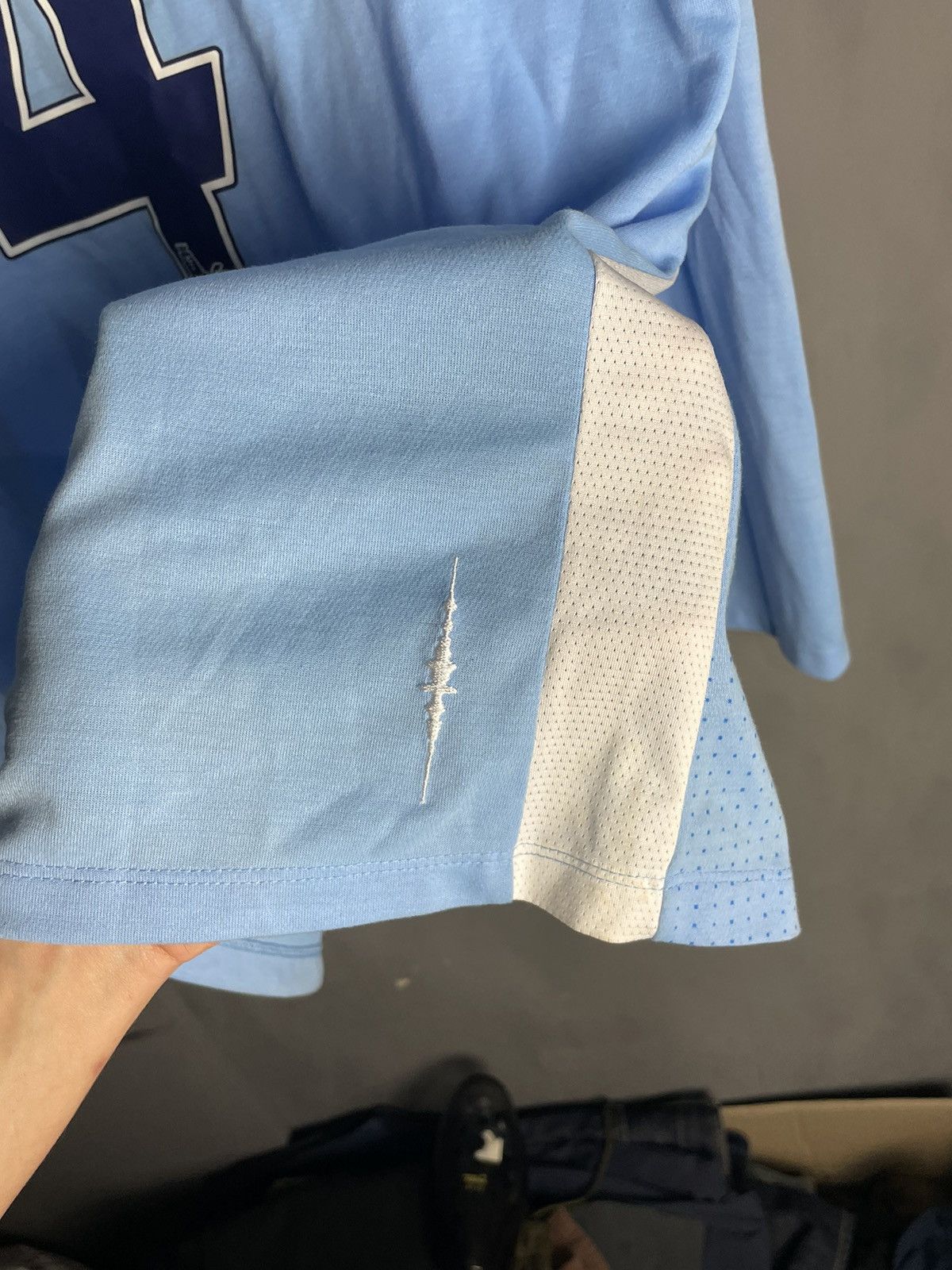 Umbro #4 Vincent Kompany Umbro Manchester City 2011 long sleeve Size US L / EU 52-54 / 3 - 14 Thumbnail