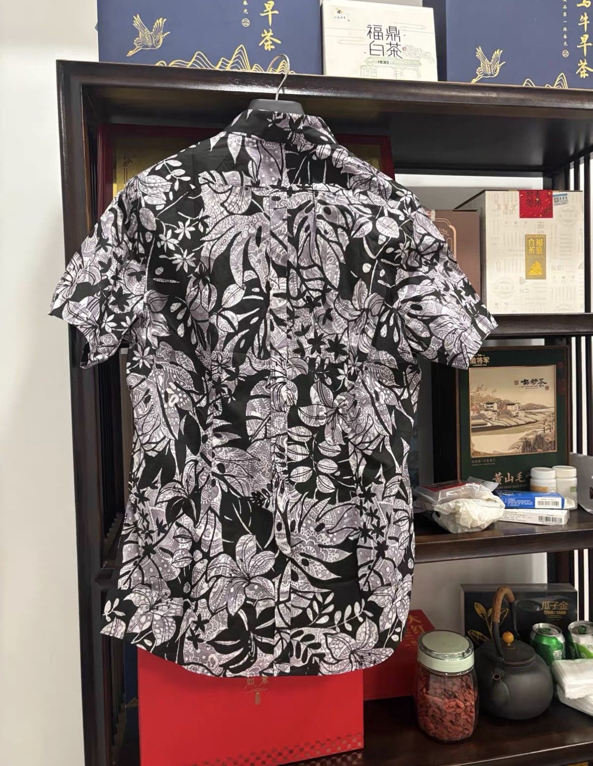 Dolce & Gabbana Dolce & Gabbana Mainline Casual Short Sleeve Shirt J2 Size US M / EU 48-50 / 2 - 2 Thumbnail