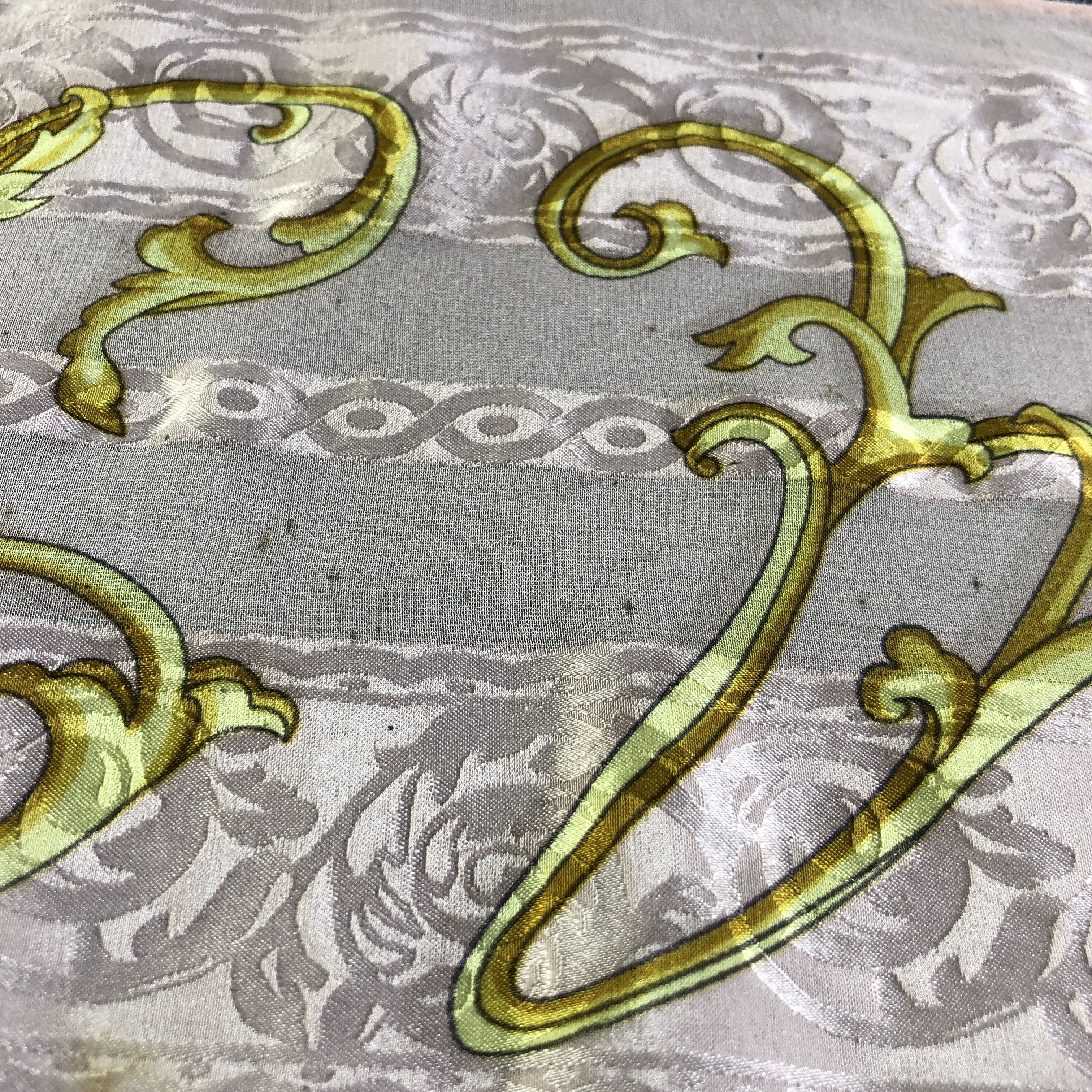 Vintage Rochas Floral Hand Rolled Silk Scarf M1139 Size ONE SIZE - 17 Thumbnail