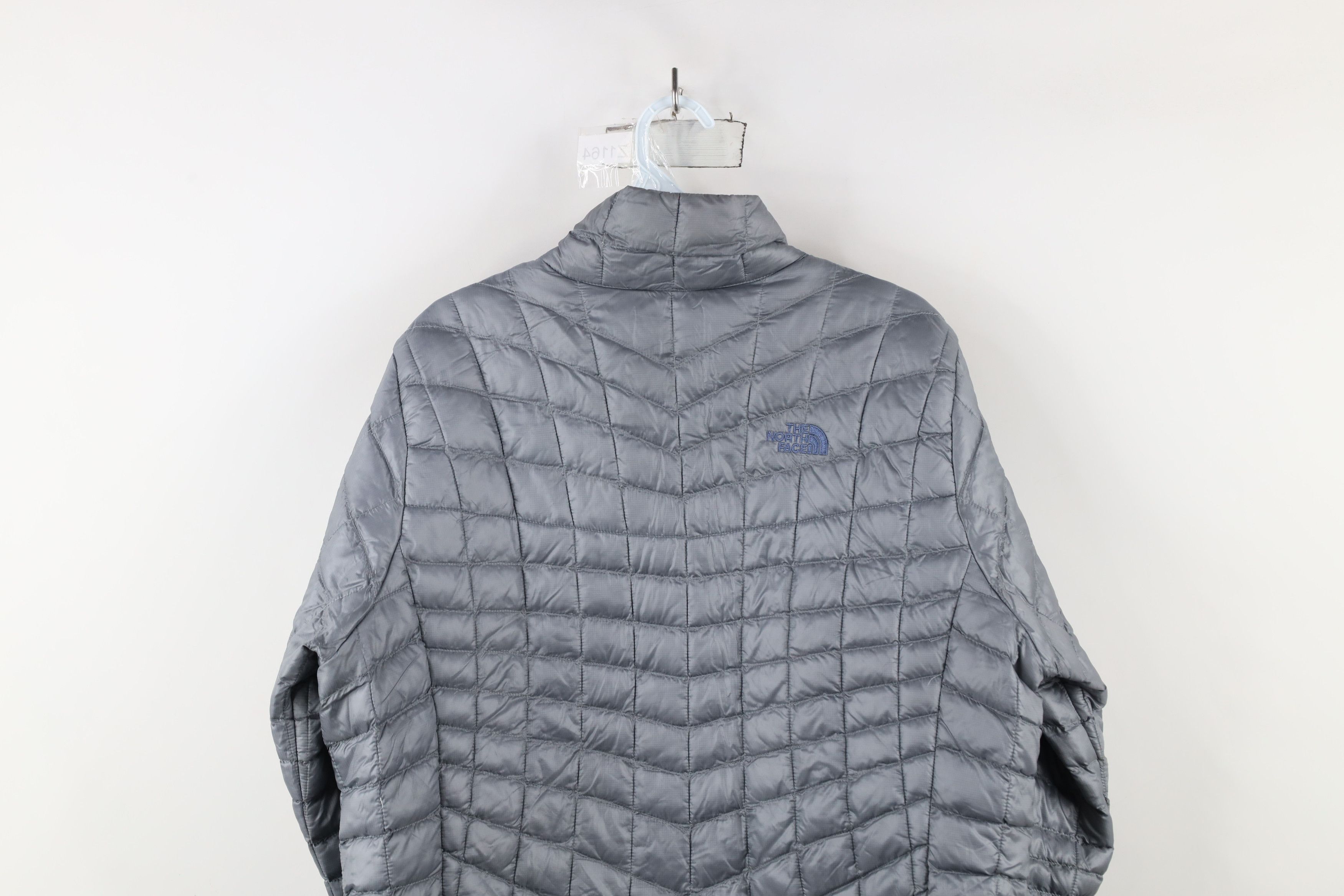 The North Face × Vintage The North Face Thermoball Eco Full Zip Puffer Jacket Gray Size XL / US 12-14 / IT 48-50 - 13 Thumbnail