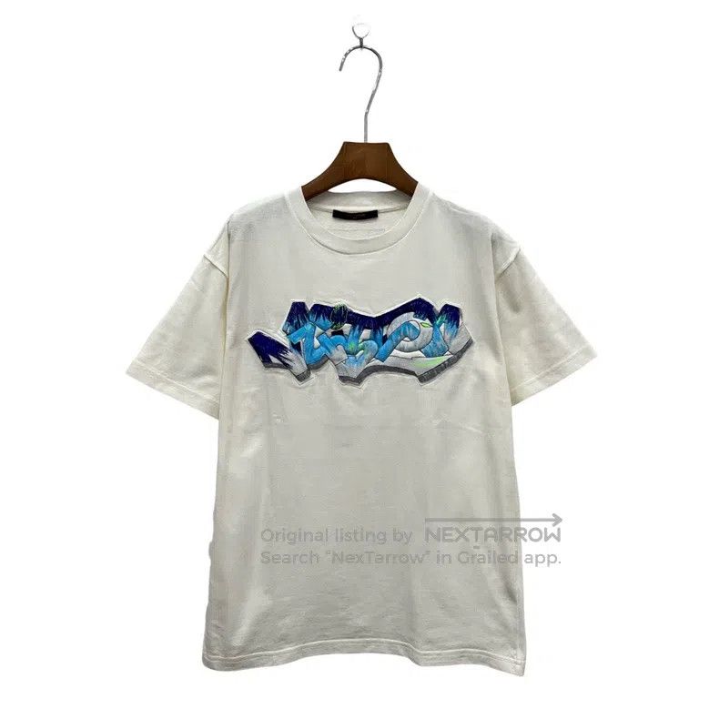 Louis Vuitton Louis Vuitton White Graffiti Short Sleeve Size US S / EU 44-46 / 1 - 1 Thumbnail