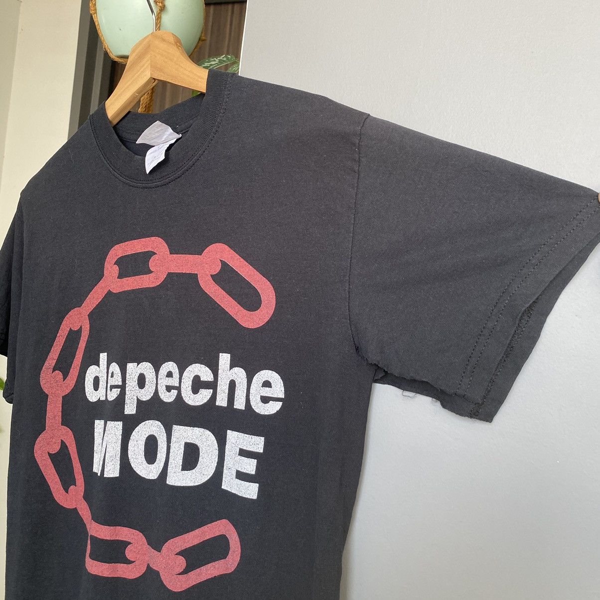 Band Tees Thrashed Faded Vintage Y2K Depeche Mode Band ERD GRUNGE TEE Size US S / EU 44-46 / 1 - 5 Thumbnail