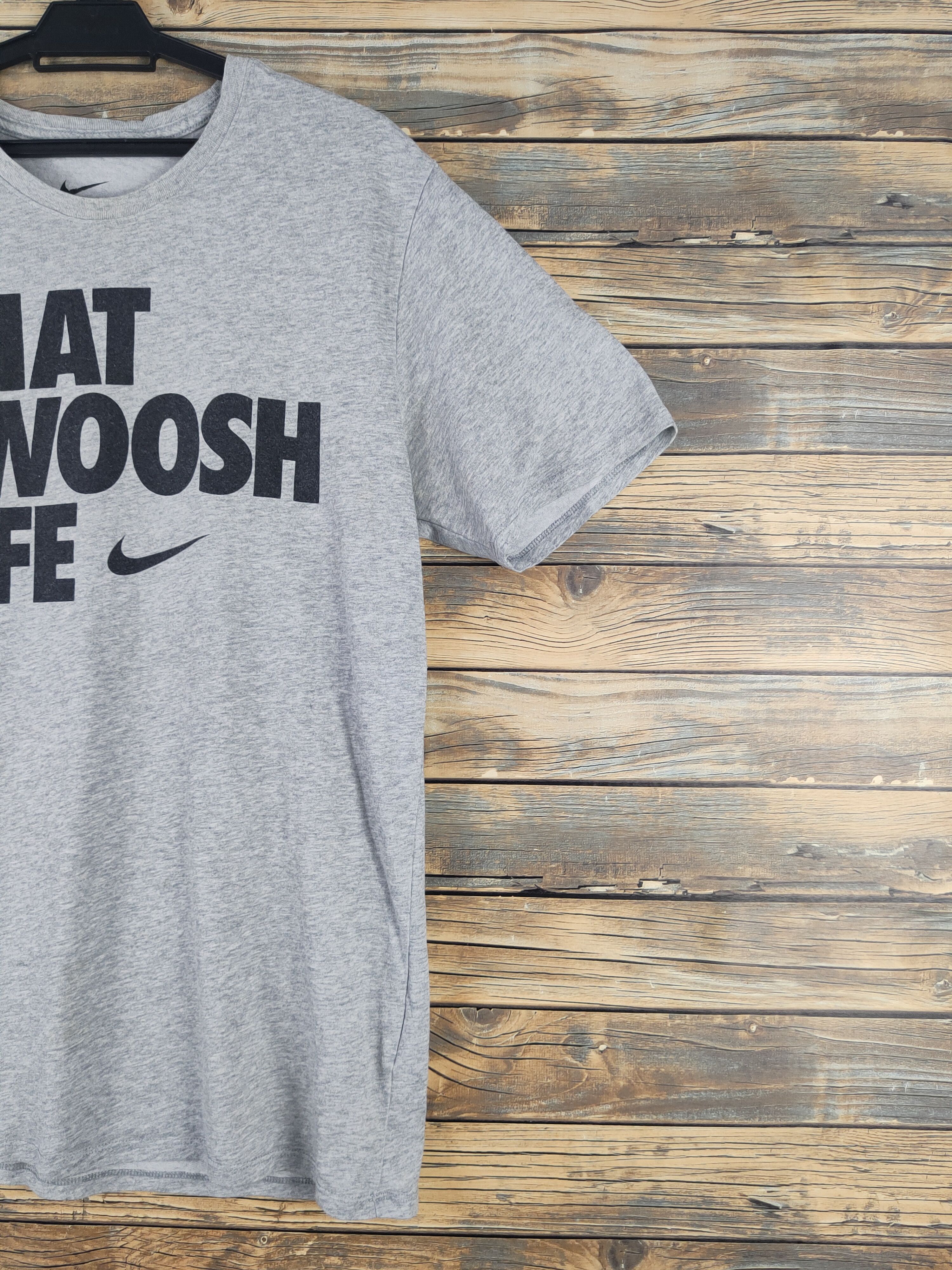 Nike × Vintage DL Nike Gray Short Sleeve T-shirt #2542 Size US L / EU 52-54 / 3 - 6 Thumbnail