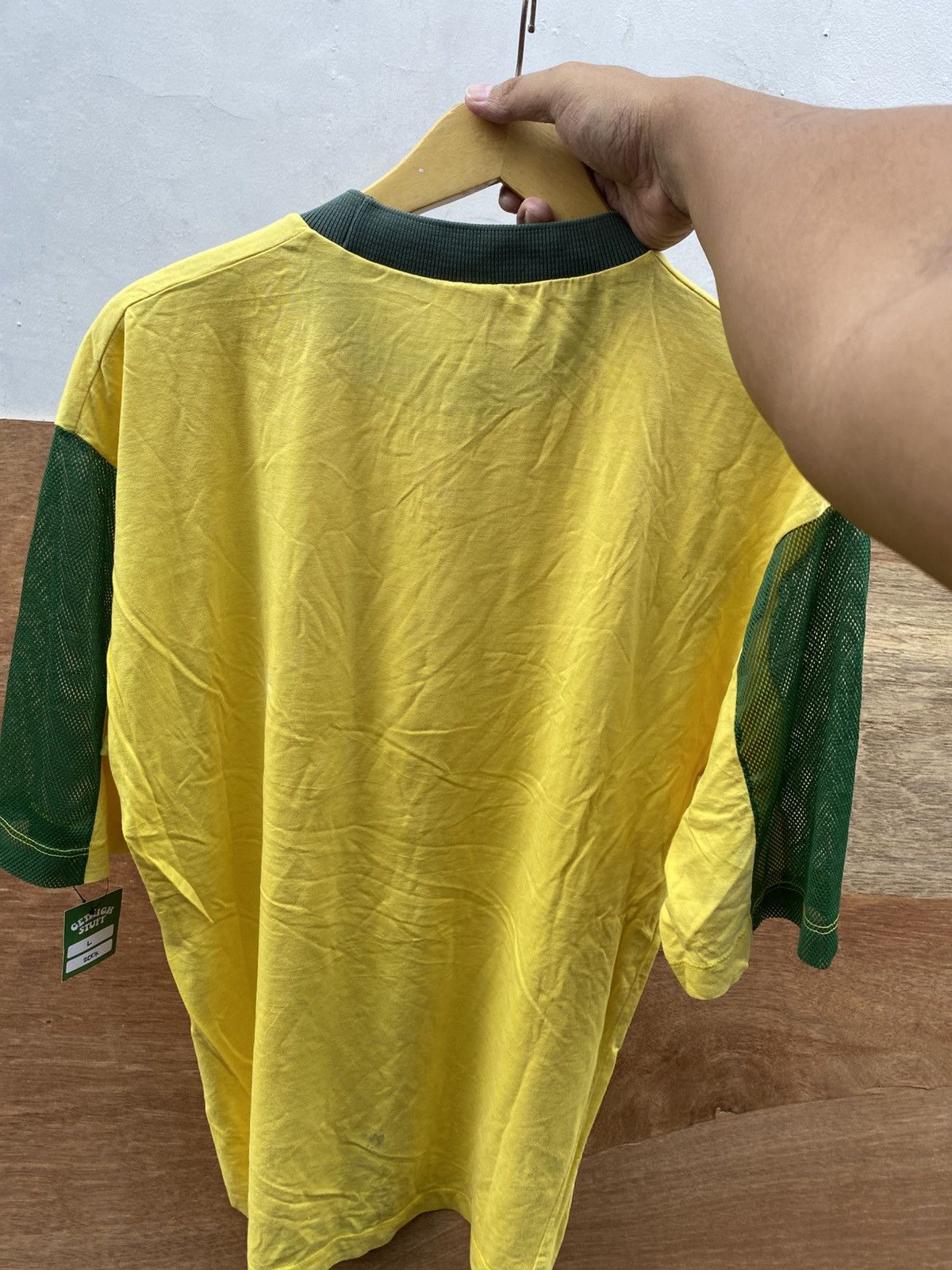 Umbro Vintage 90s umbro brasil sleeve mesh tshirt Size US L / EU 52-54 / 3 - 2 Thumbnail