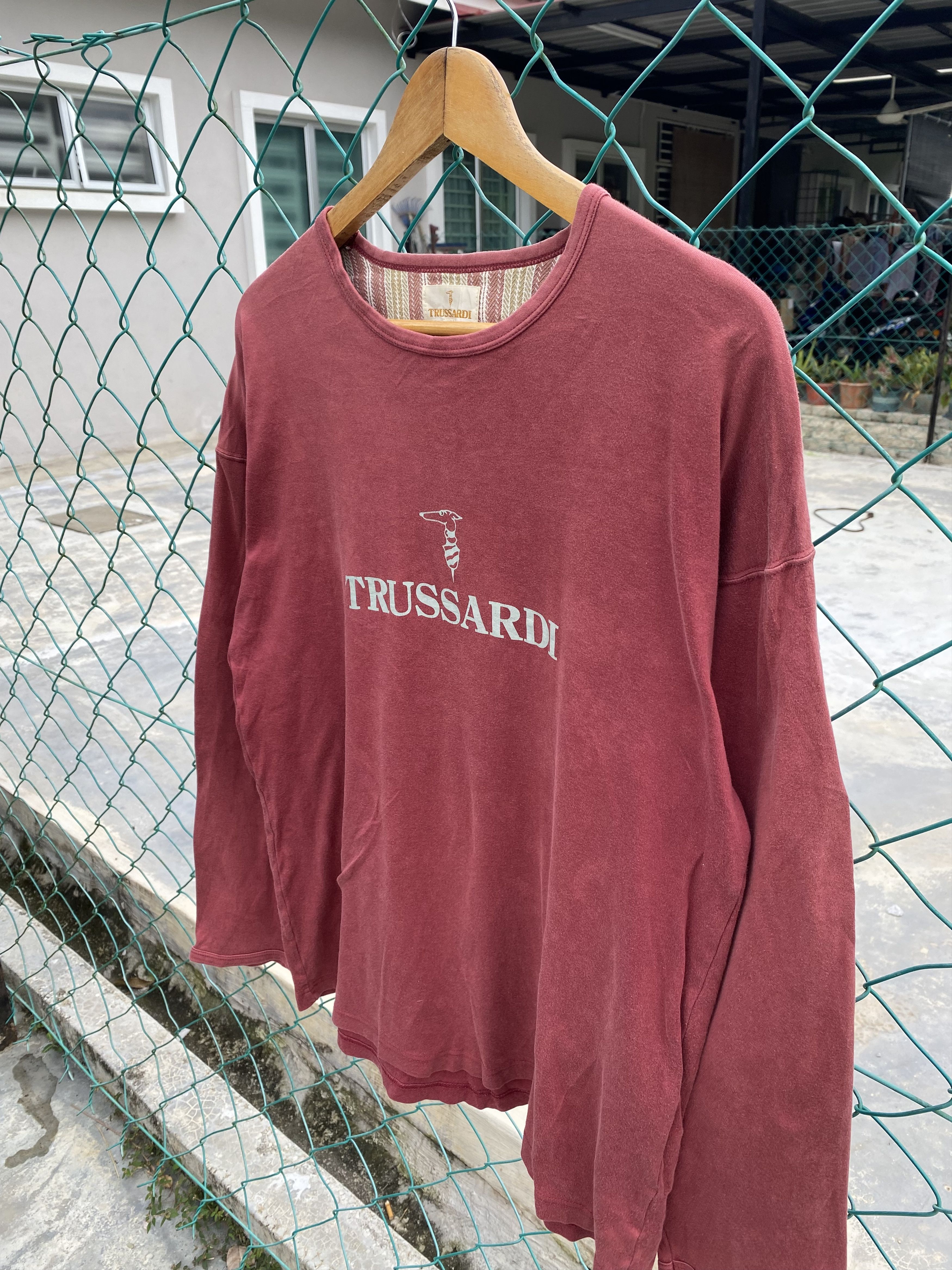 Trussardi Trussardi spellout long sleeve tshirts Size L / US 10 / IT 46 - 4 Thumbnail