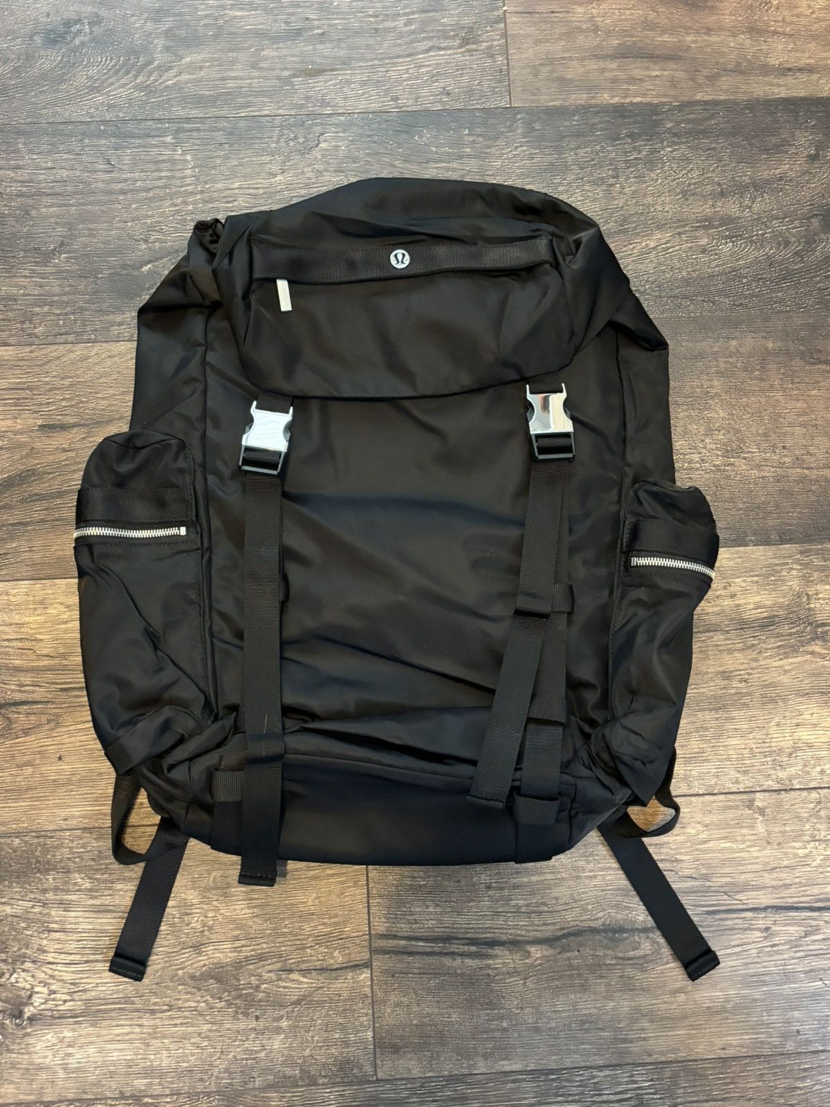 Lululemon Lululemon Wunderlust Backpack 25L SOLD OUT 16" Laptop Sleeve Size ONE SIZE - 2 Thumbnail