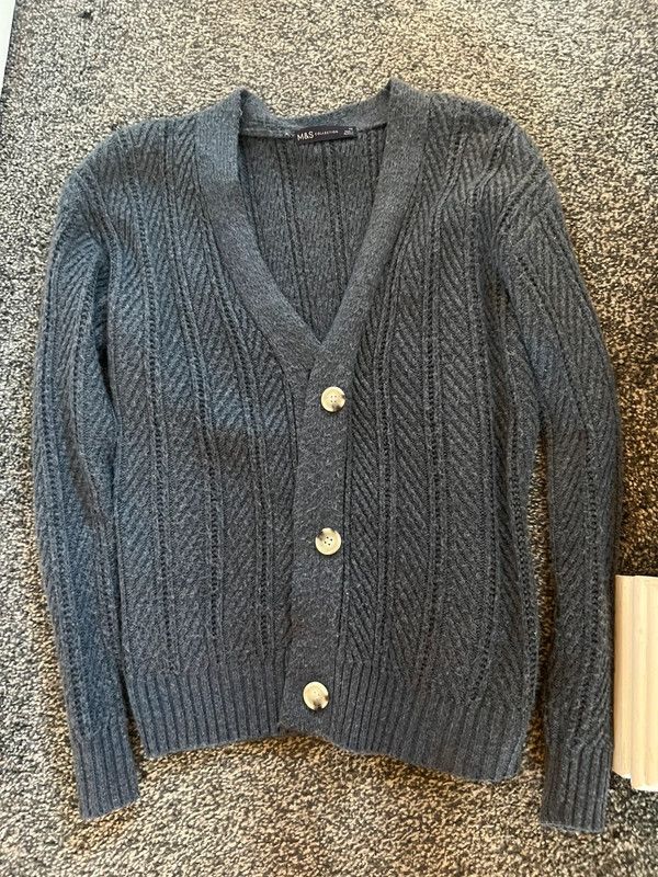 Marks & Spencer Marks and Spencer grey/ blue cardigan size 6 Size XS / US 0-2 / IT 36-38 - 1 Thumbnail