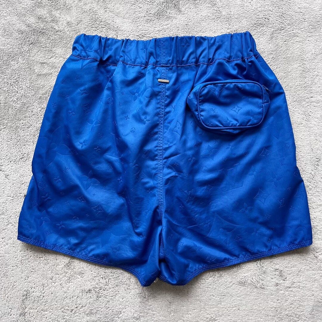 Louis Vuitton louis vuitton monogram 3d pocket beach shorts Size US 34 / EU 50 - 2 Thumbnail