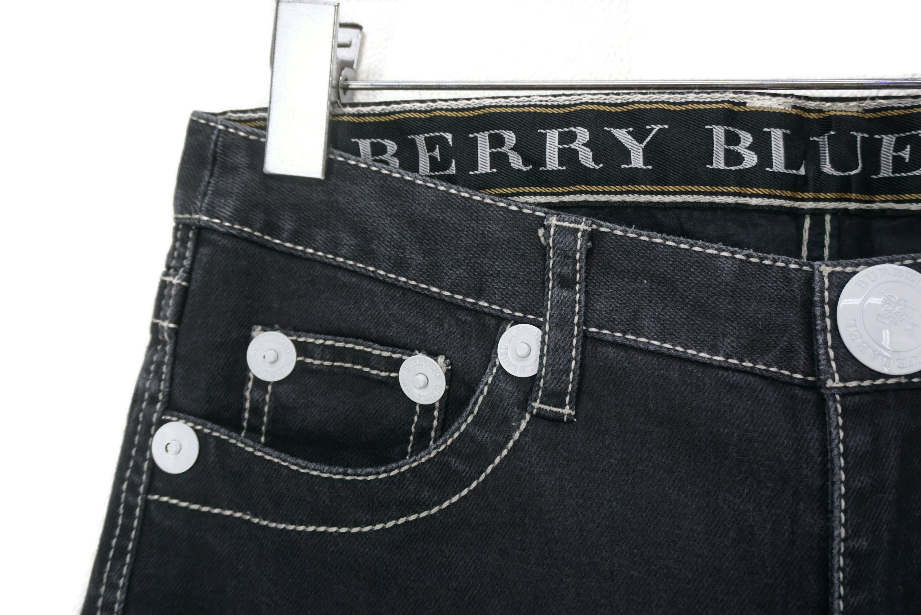 Burberry Blue Label Jeans Size 25 fit W30xL22.5 Cropped Denim Size 25" / US 0 / IT 36 - 4 Thumbnail