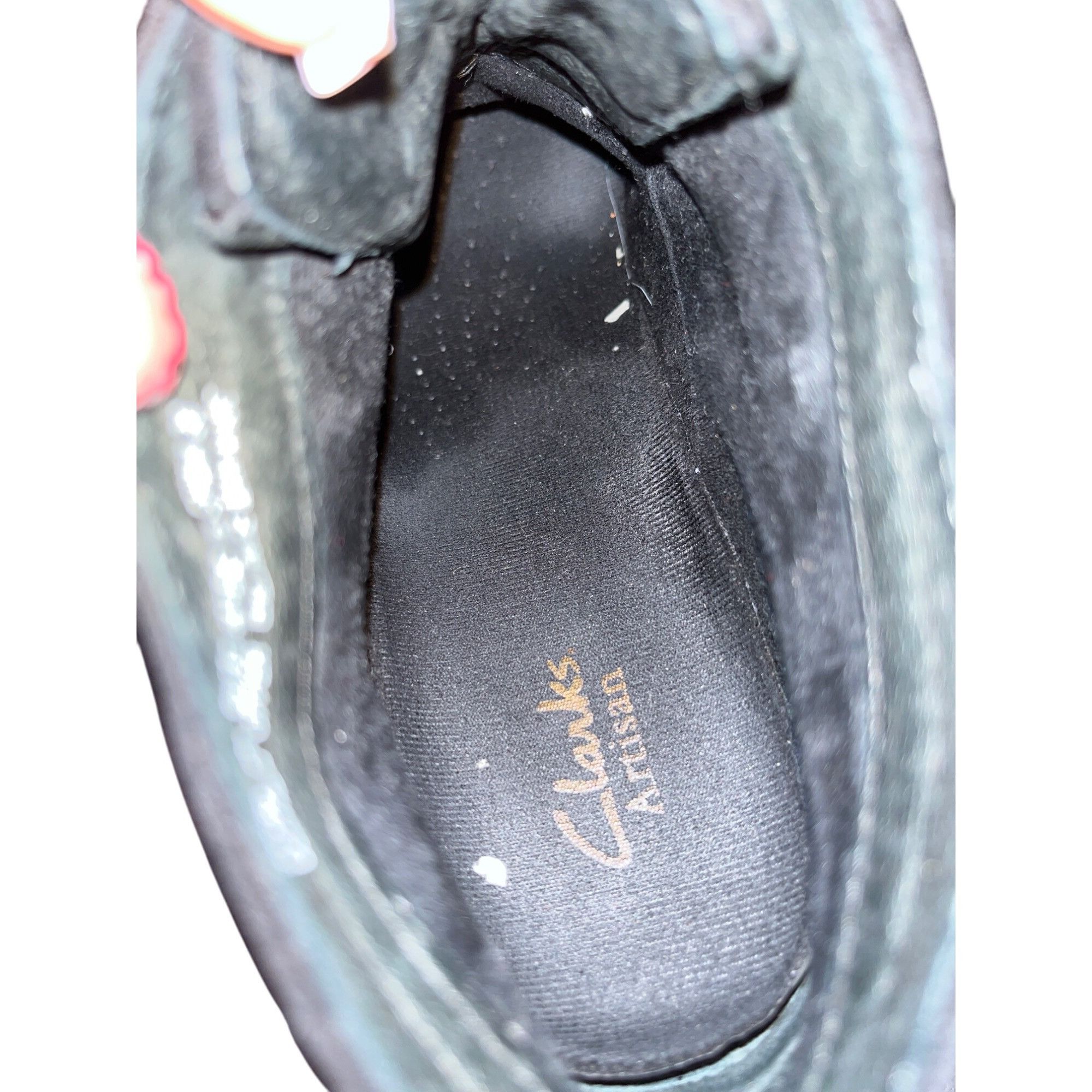 Clarks Clarks Active air Womens Black Suede Ankle Boots SZ 8 SKU 89 Size US 8 / IT 38 - 6 Thumbnail