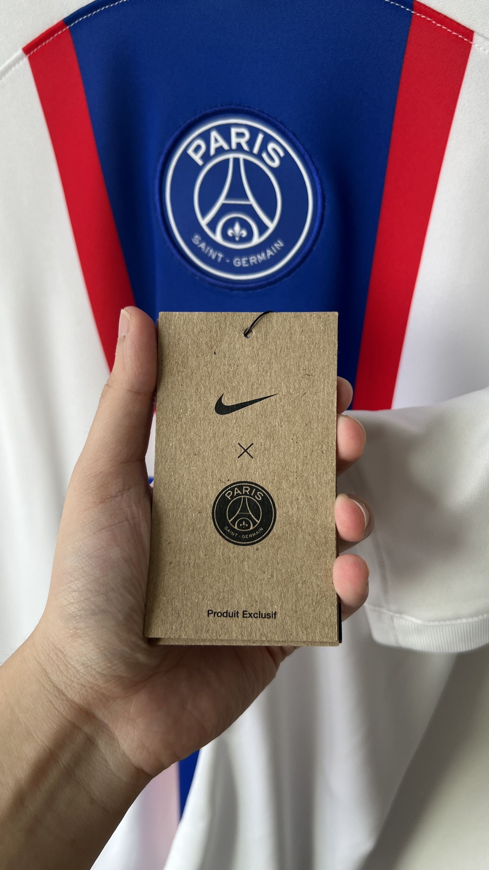 Nike (L) PSG 2022-23 Third Shirt Neymar JR. #10 (New) Kit Size US L / EU 52-54 / 3 - 4 Thumbnail