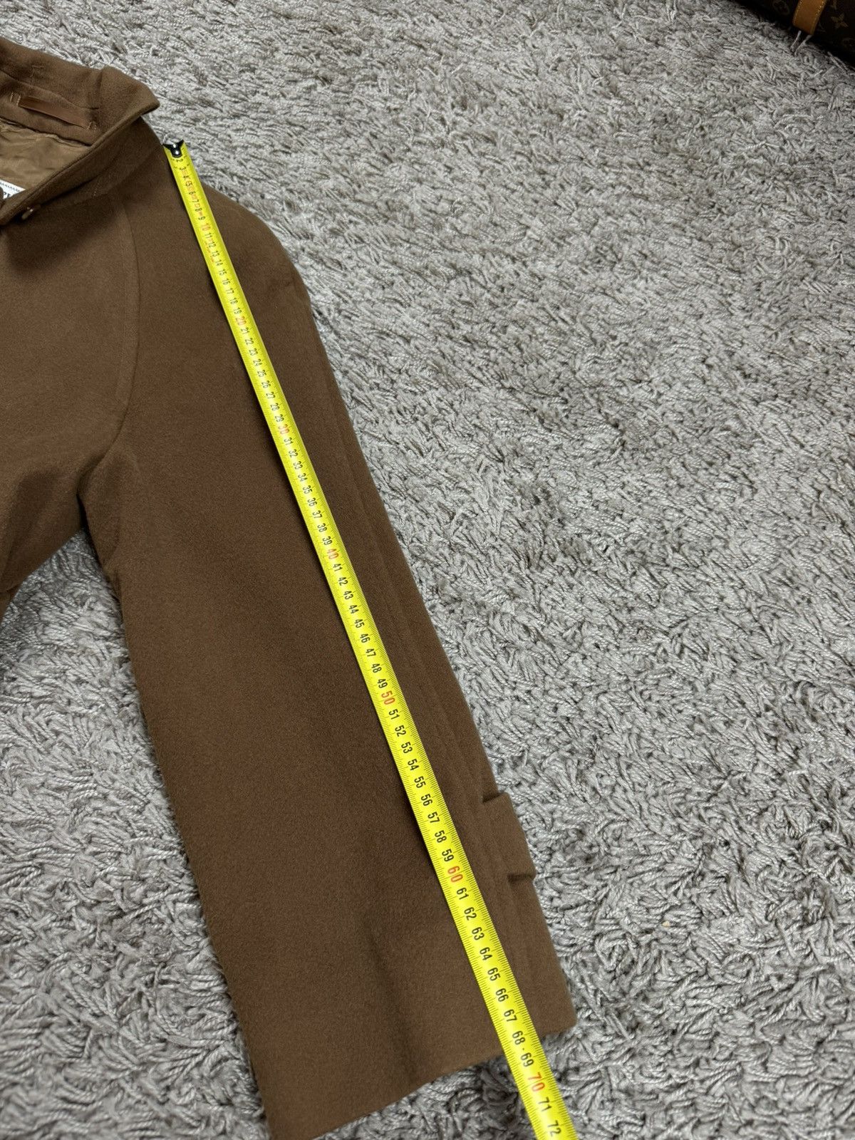 Autumn Cashmere × Burberry Vintage cashmere coat Burberrys 90s original luxury item Size M / US 6-8 / IT 42-44 - 9 Thumbnail