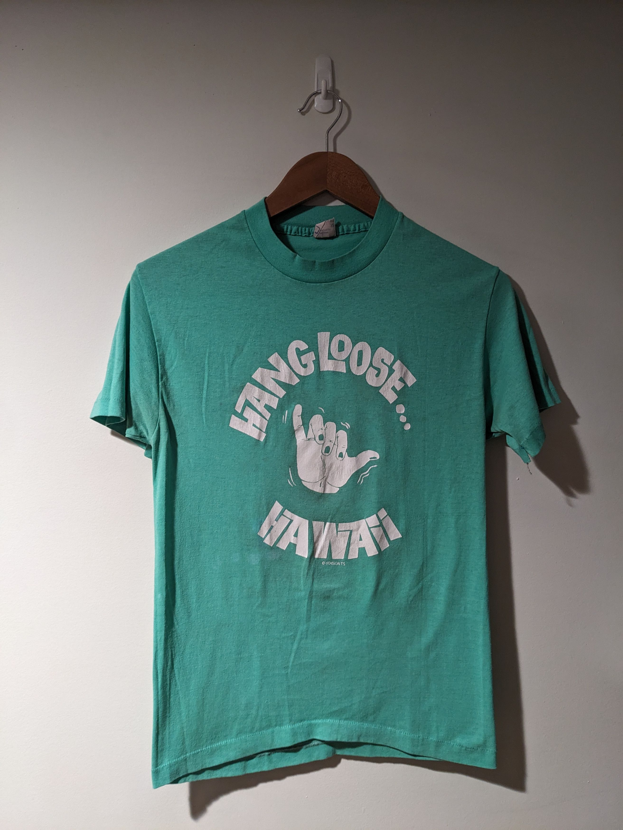 Vintage Vintage 80s Hang Loose Hawaii Surfing Wear Medium T-Shirt Size US M / EU 48-50 / 2 - 1 Thumbnail