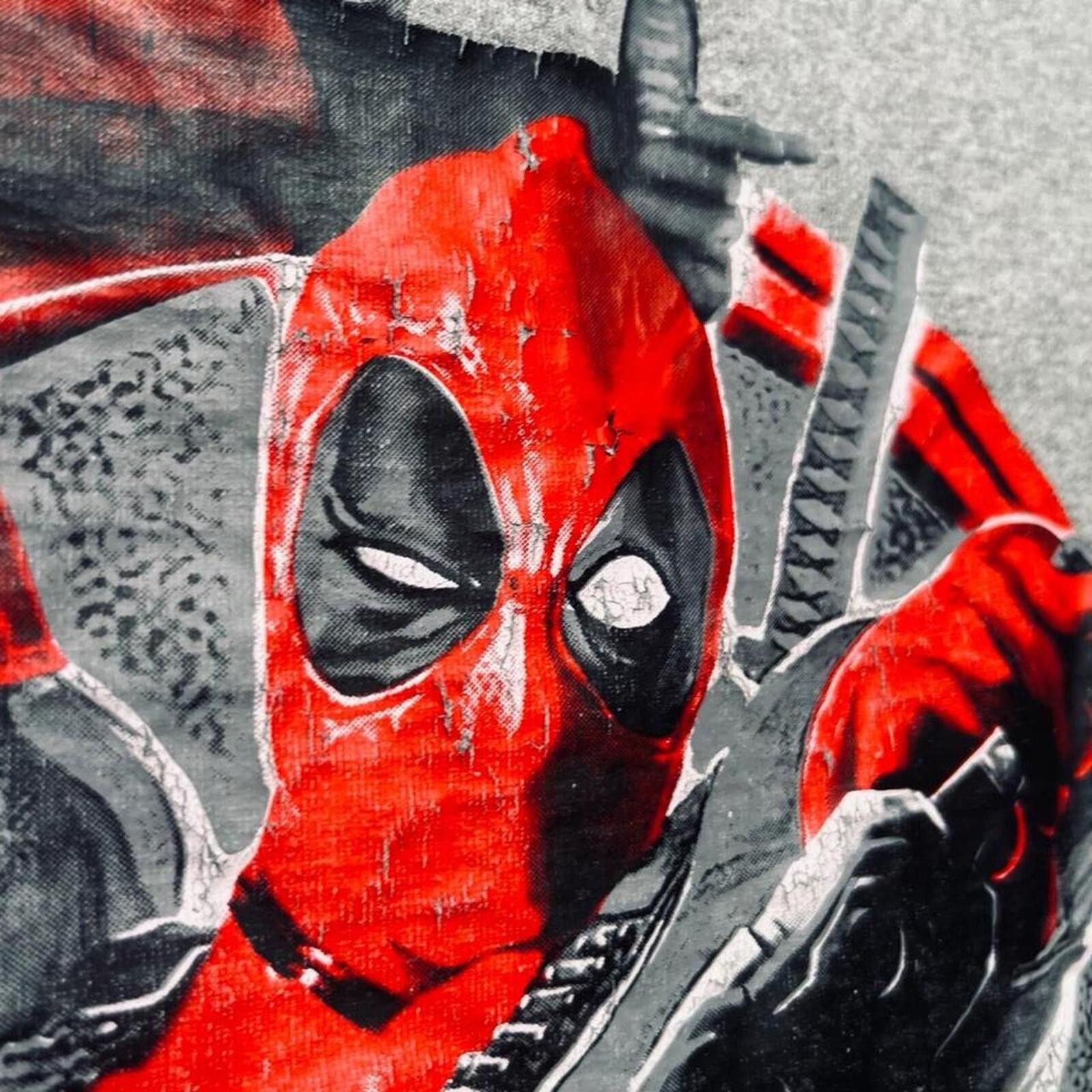 Marvel Comics Vintage Marvel Deadpool Graphic T-Shirt Grey Size L Size US L / EU 52-54 / 3 - 3 Thumbnail