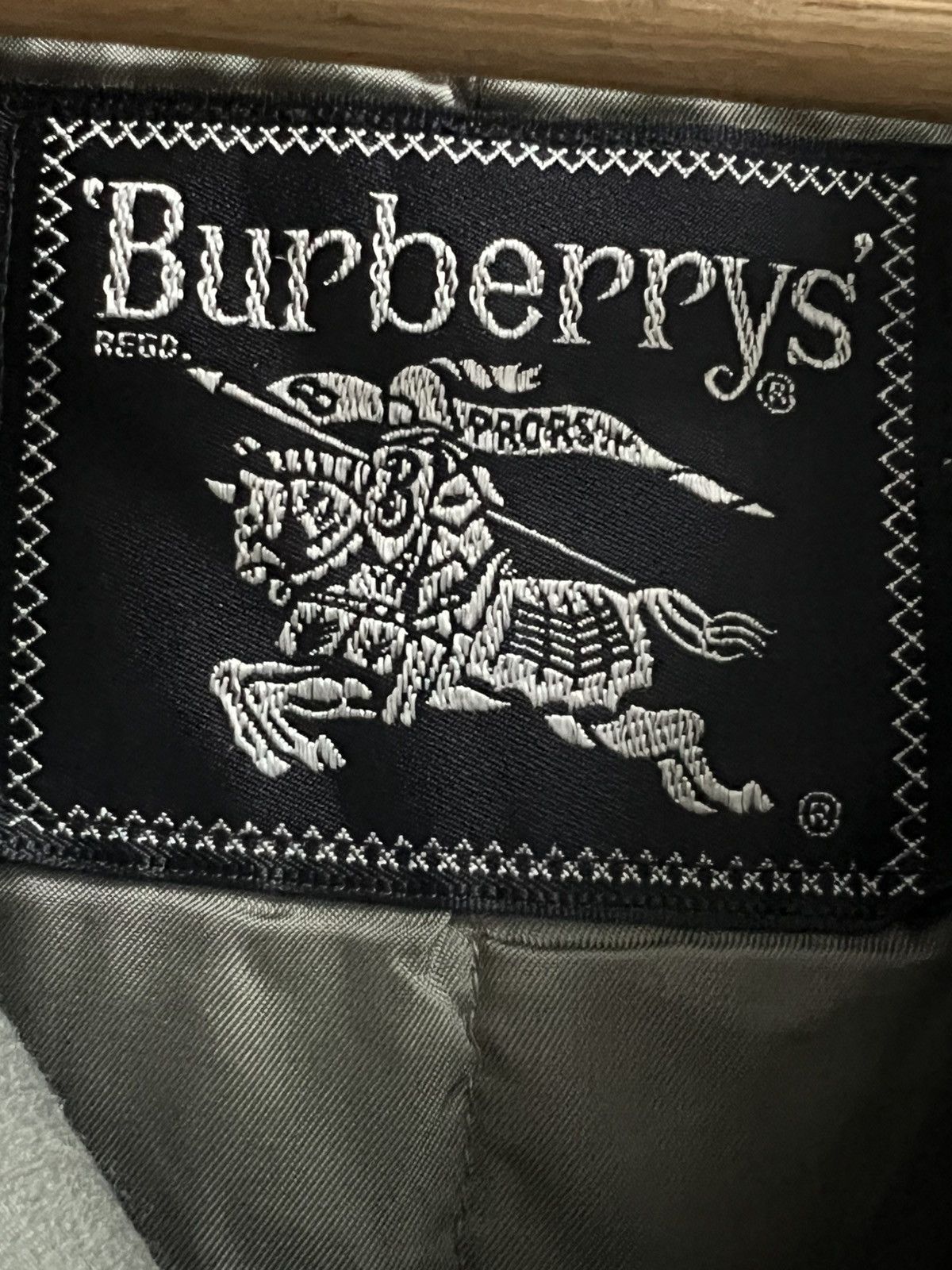 Burberry BURBERRYS TRENCH COAT HOMME KAKI VINTAGE Soft wool Size US L / EU 52-54 / 3 - 7 Thumbnail