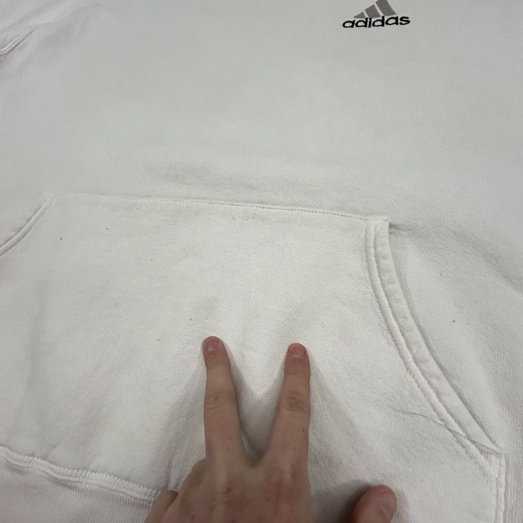 Adidas VINTAGE adidas Hoodie Mens XL White 3-Stripes Sweatshirt Pullover Size US XL / EU 56 / 4 - 8 Thumbnail