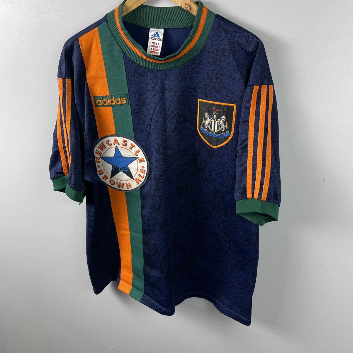 Adidas Newcastle United 1997/1998 Vintage Jersey Shirt Rare size M Size US M / EU 48-50 / 2 - 5 Thumbnail