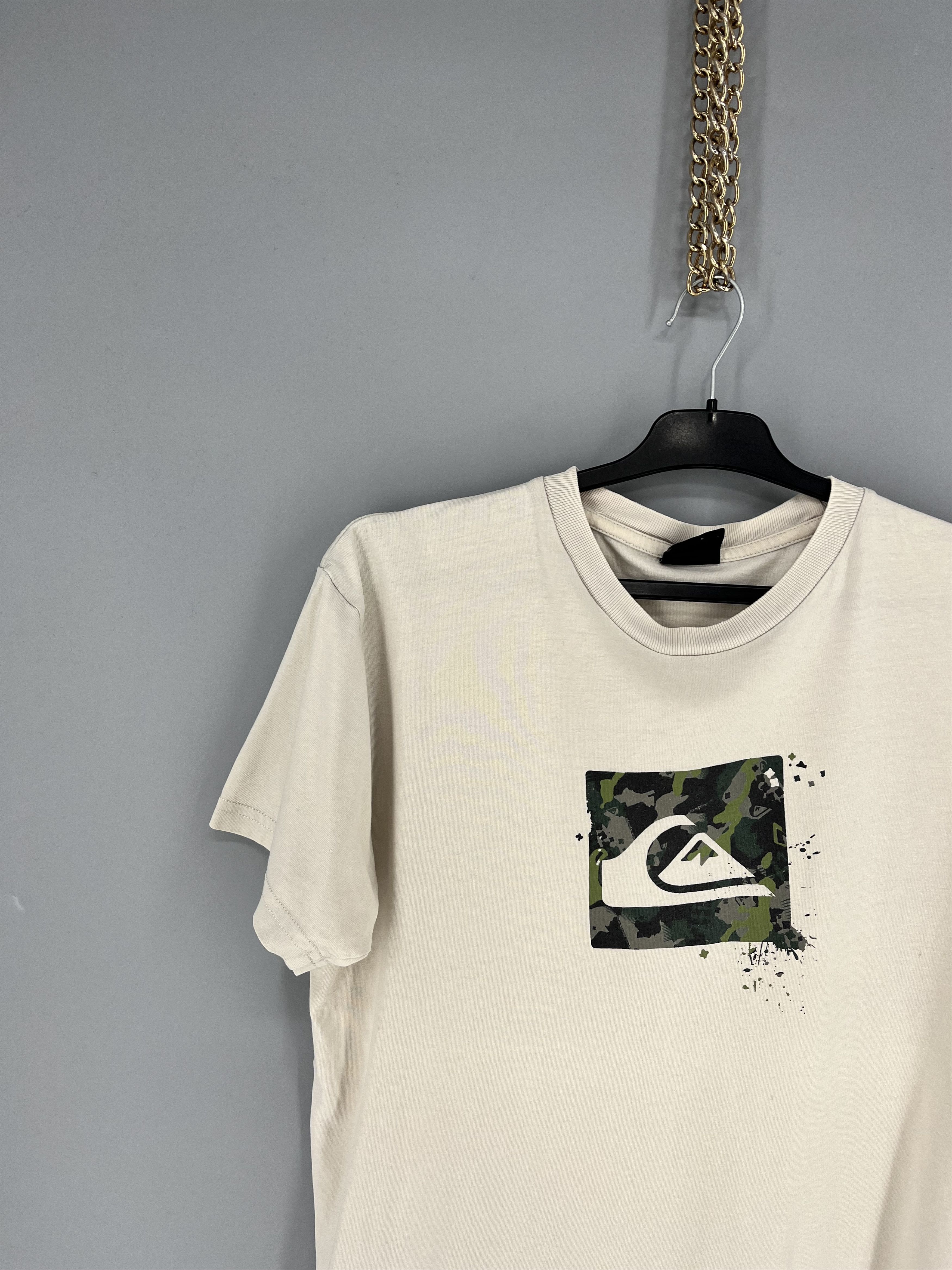 Quiksilver Vintage 90s Quiksilver T-Shirt Size L Surf Skateboard y2k Size US L / EU 52-54 / 3 - 4 Thumbnail