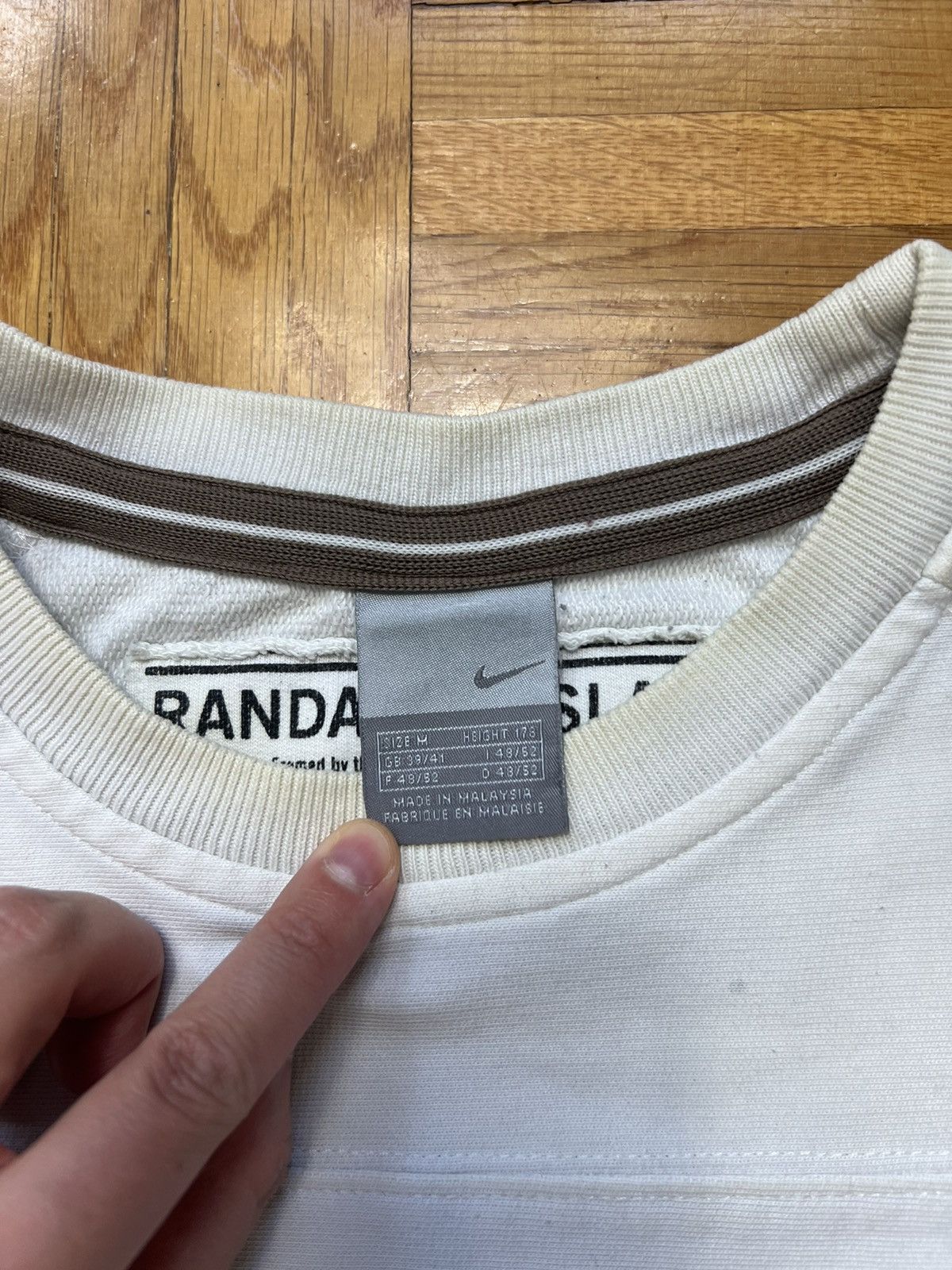 Nike × Vintage Sweatshirt Nike center logo vintage 00’s Size US M / EU 48-50 / 2 - 6 Thumbnail