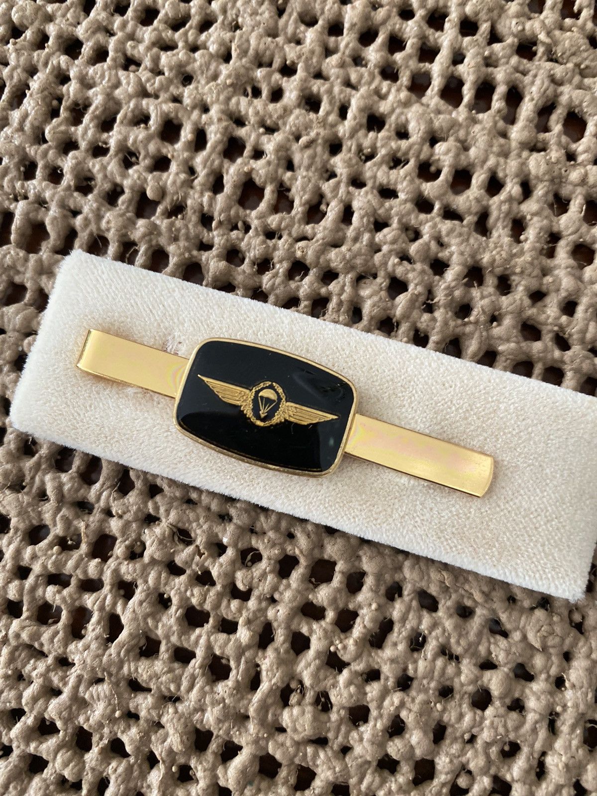 Other VINTAGE MILITARY AVIATOR GOLD TIE BAR PARACHUTE WINGS Size ONE SIZE - 4 Thumbnail