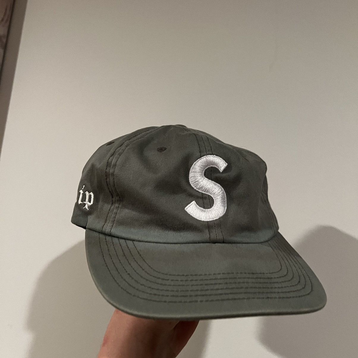 Supreme Supreme Og Olive S Logo hat Size ONE SIZE - 5 Thumbnail