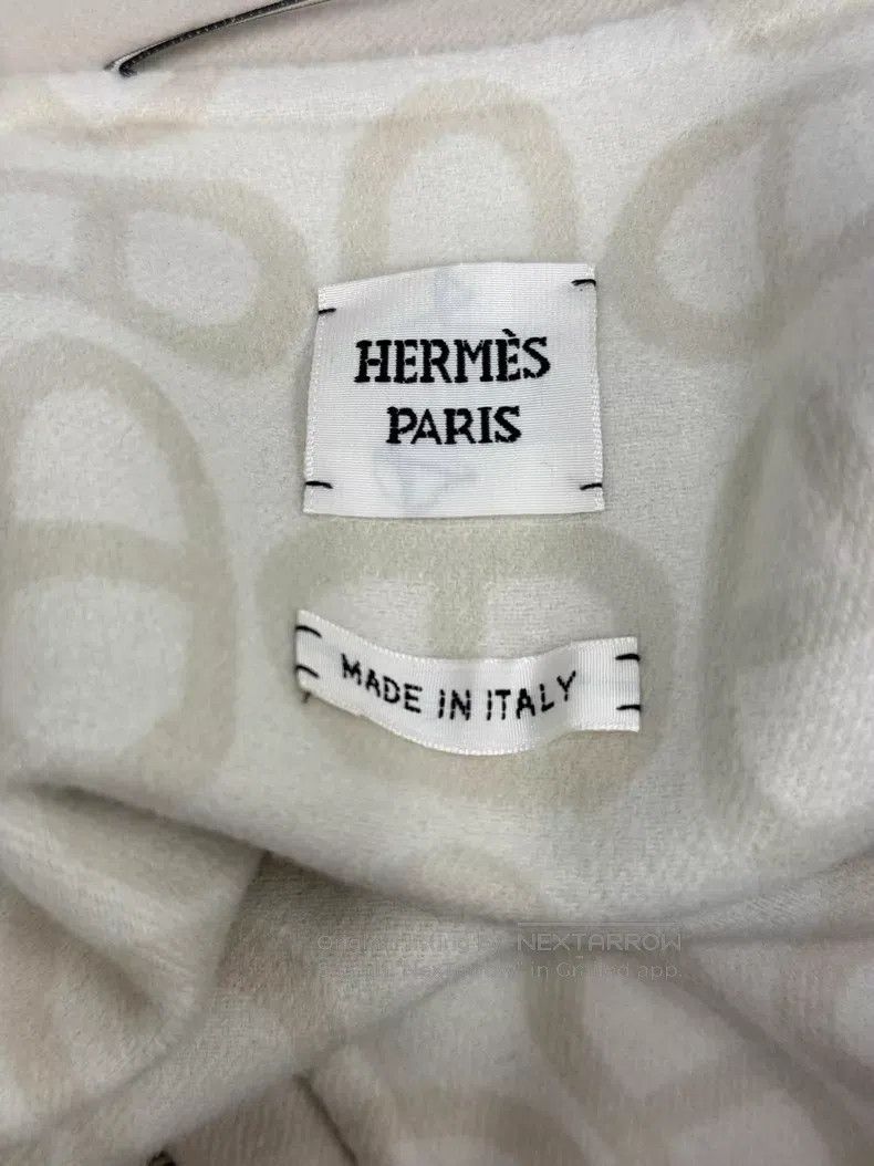 Hermes Hermes 25 Spring/Summer Grey Beige Lined Full Pig Nose Log Size XS / US 0-2 / IT 36-38 - 4 Thumbnail