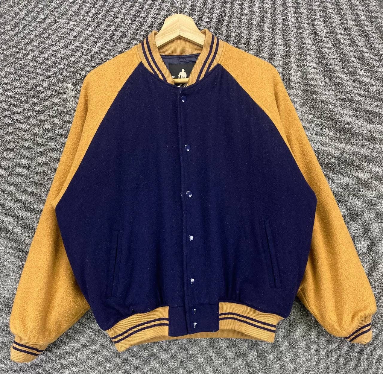 Band Tees Vintage Elvis Presley Punk Rock Band Wool Varsity Jacket Size US L / EU 52-54 / 3 - 5 Thumbnail