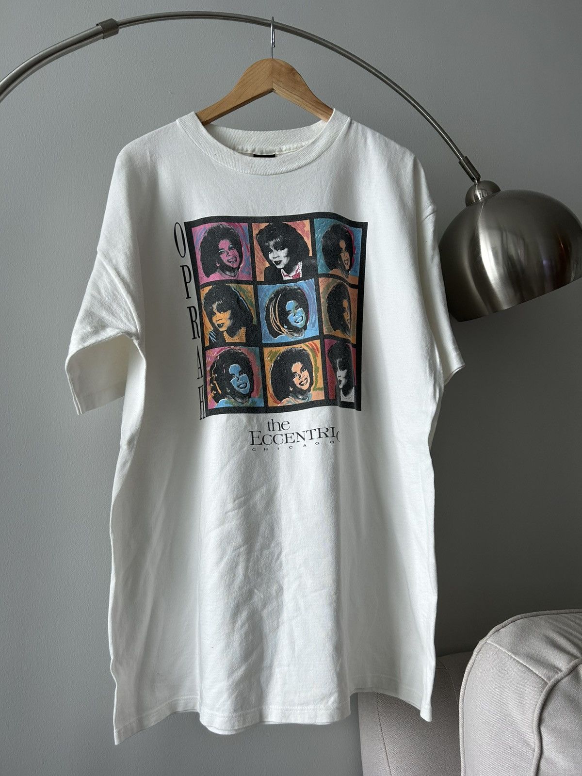 Vintage Oprah Winfrey Vintage T Shirt 90’ Size US XL / EU 56 / 4 - 1 Thumbnail