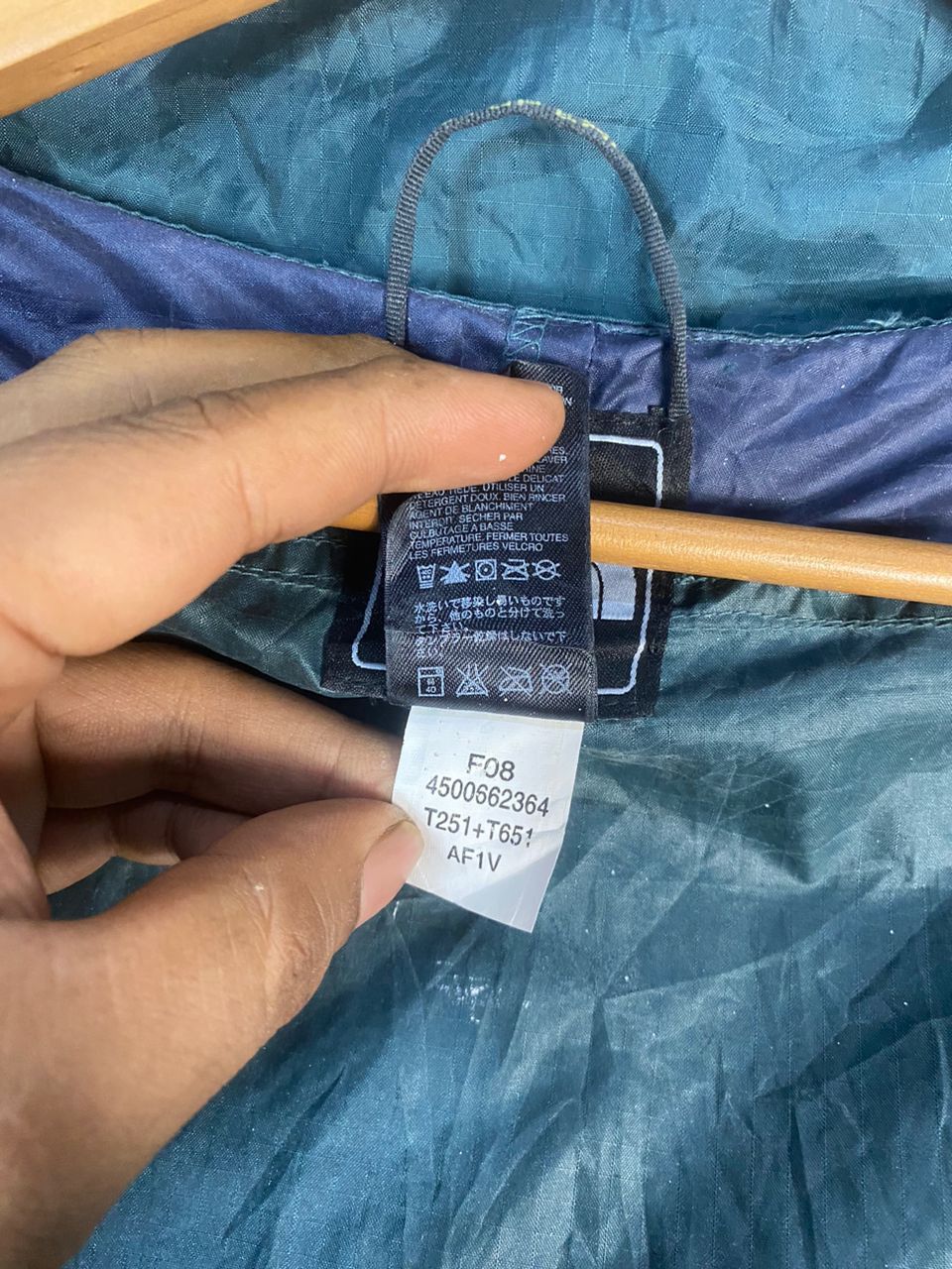 The North Face The north face windbreaker hidden hoodie jacket Size US XL / EU 56 / 4 - 8 Thumbnail