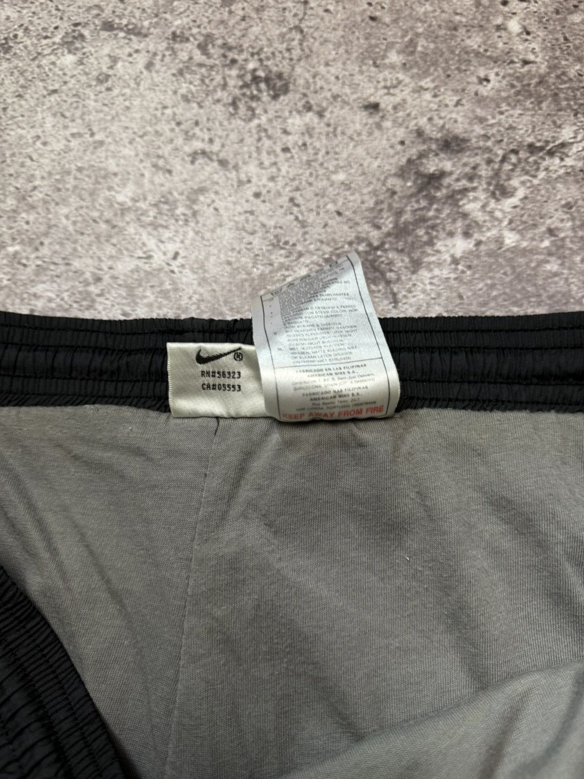 Nike × Vintage Vintage Nike Nylon Sweatpants 90s Y2K Size US 31 - 6 Thumbnail
