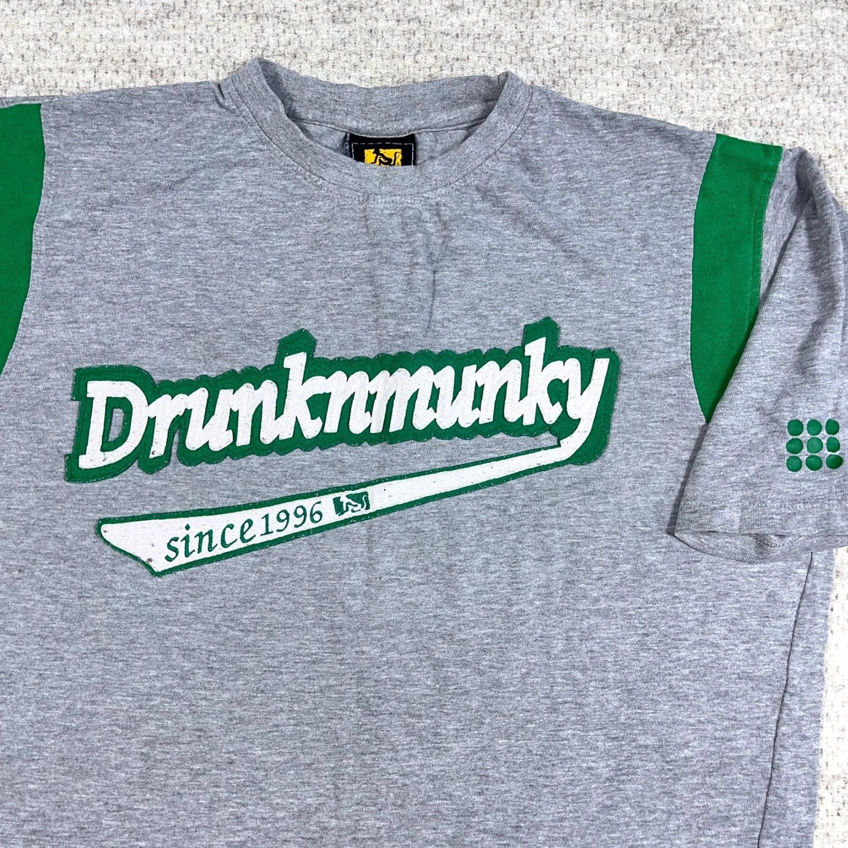 Vintage VINTAGE Drunknmunky Shirt Men L Gray Green Script Spellout STAINS* Crew Neck Short Sleeve T-Shirt Size US L / EU 52-54 / 3 - 2 Thumbnail