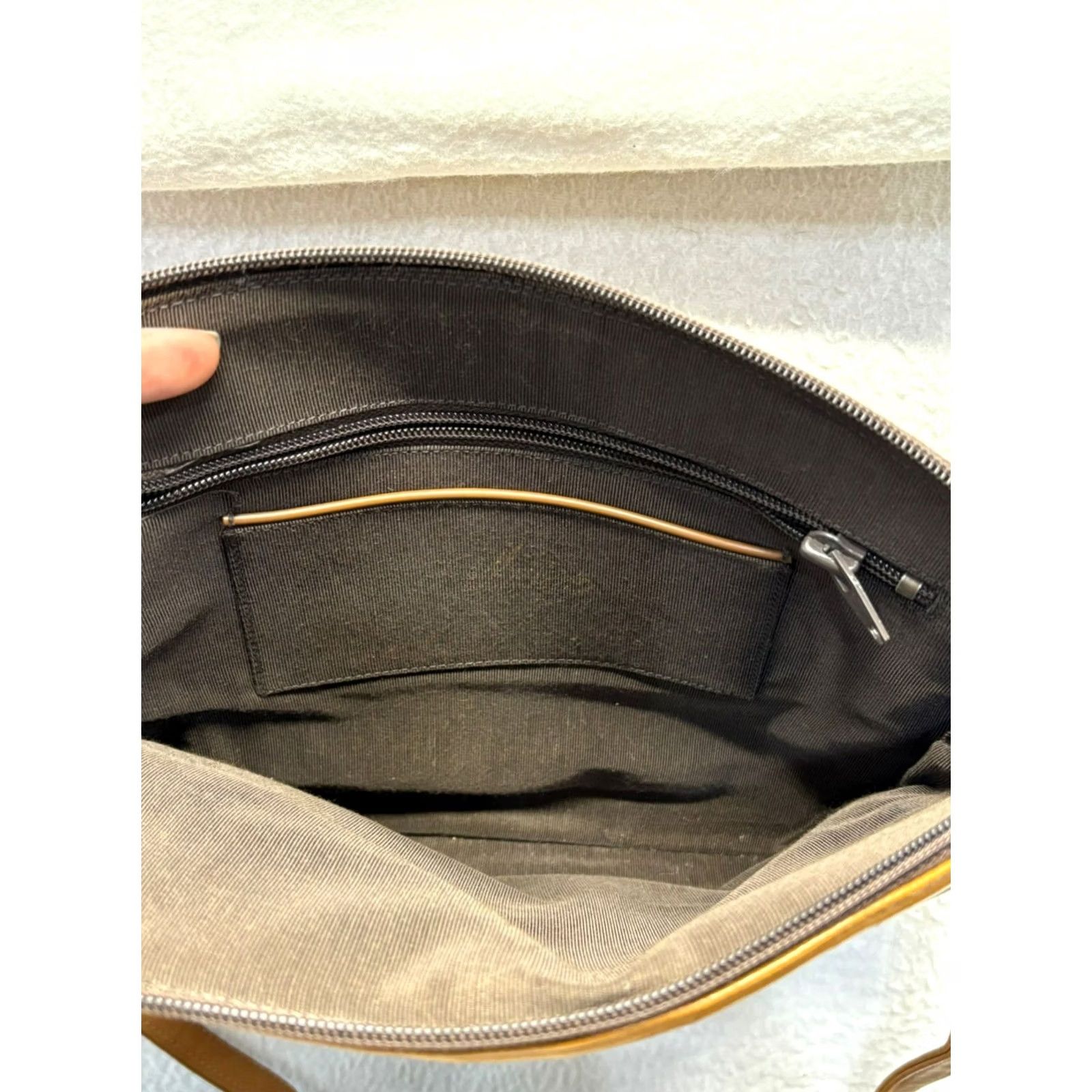 Vintage VINTAGE Meyers Tan Shoulder Bag Leather Woven Design Womens Adjustable Strap Size ONE SIZE - 6 Thumbnail