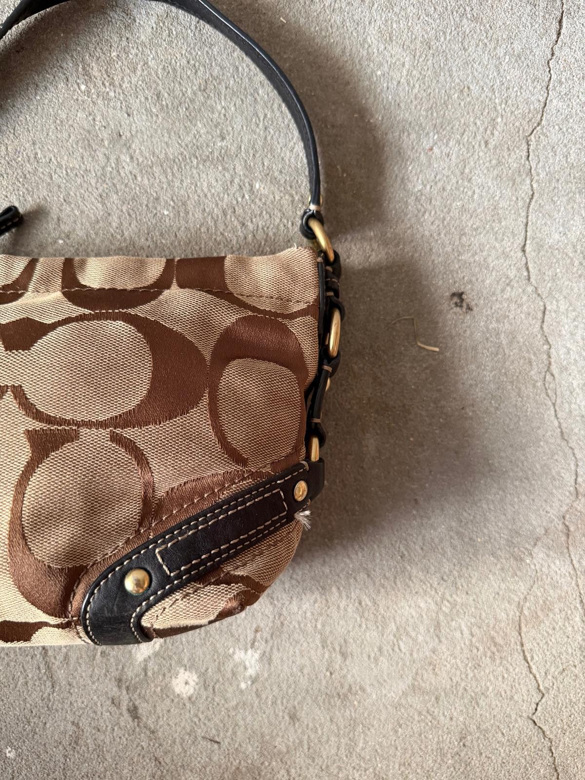 Coach Coach Signature Mini Carly Shoulder Bag Beige/Black Size ONE SIZE - 4 Thumbnail