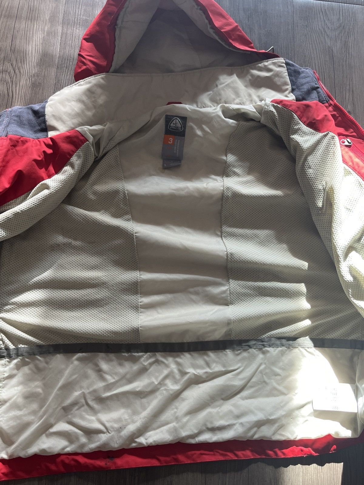 Nike ACG Nike ACG snowboarding jacket Size US L / EU 52-54 / 3 - 4 Thumbnail