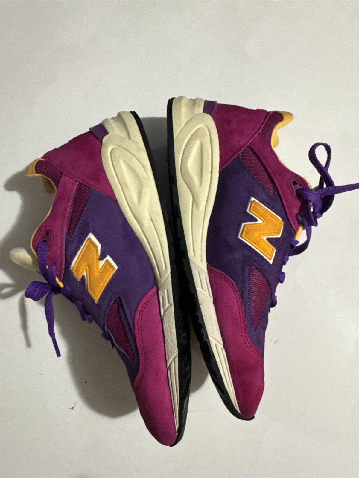 New Balance New Balance 990v2 x Teddy Santis ‘Purple Yellow’ Size US 12 / EU 45 - 2 Thumbnail